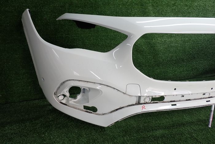 MERCEDES GLA W247 247 20- nárazník přední předek