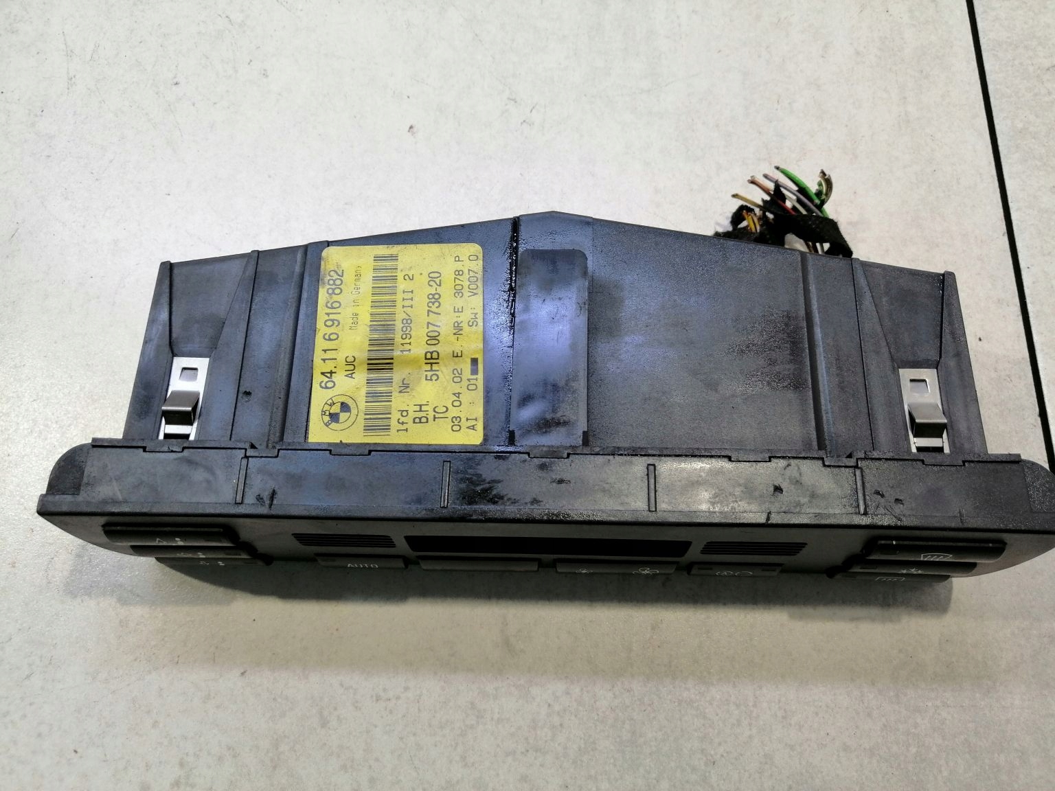 PANEL klimatizaci BMW E46 2.0D LIFT 5GB007738