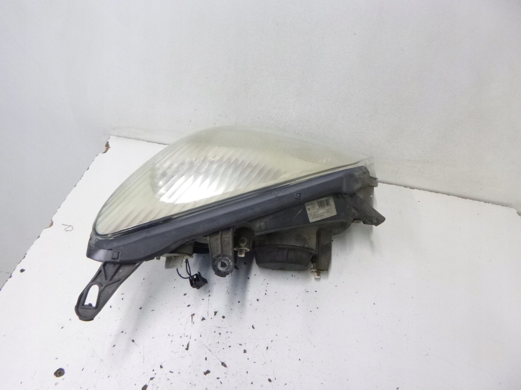 light front Citroen C5 2003r. 89004485