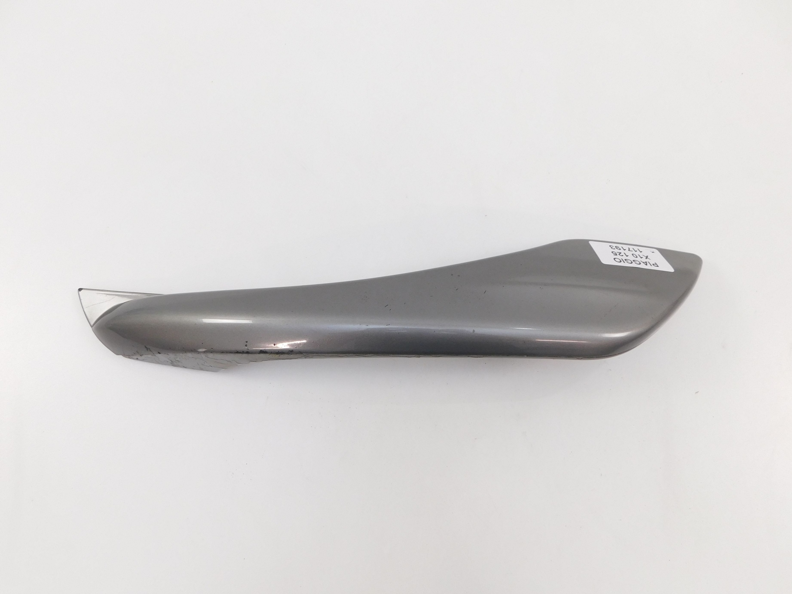 PIAGGIO X10 125 UCHWYT PASAŻERA LEWY