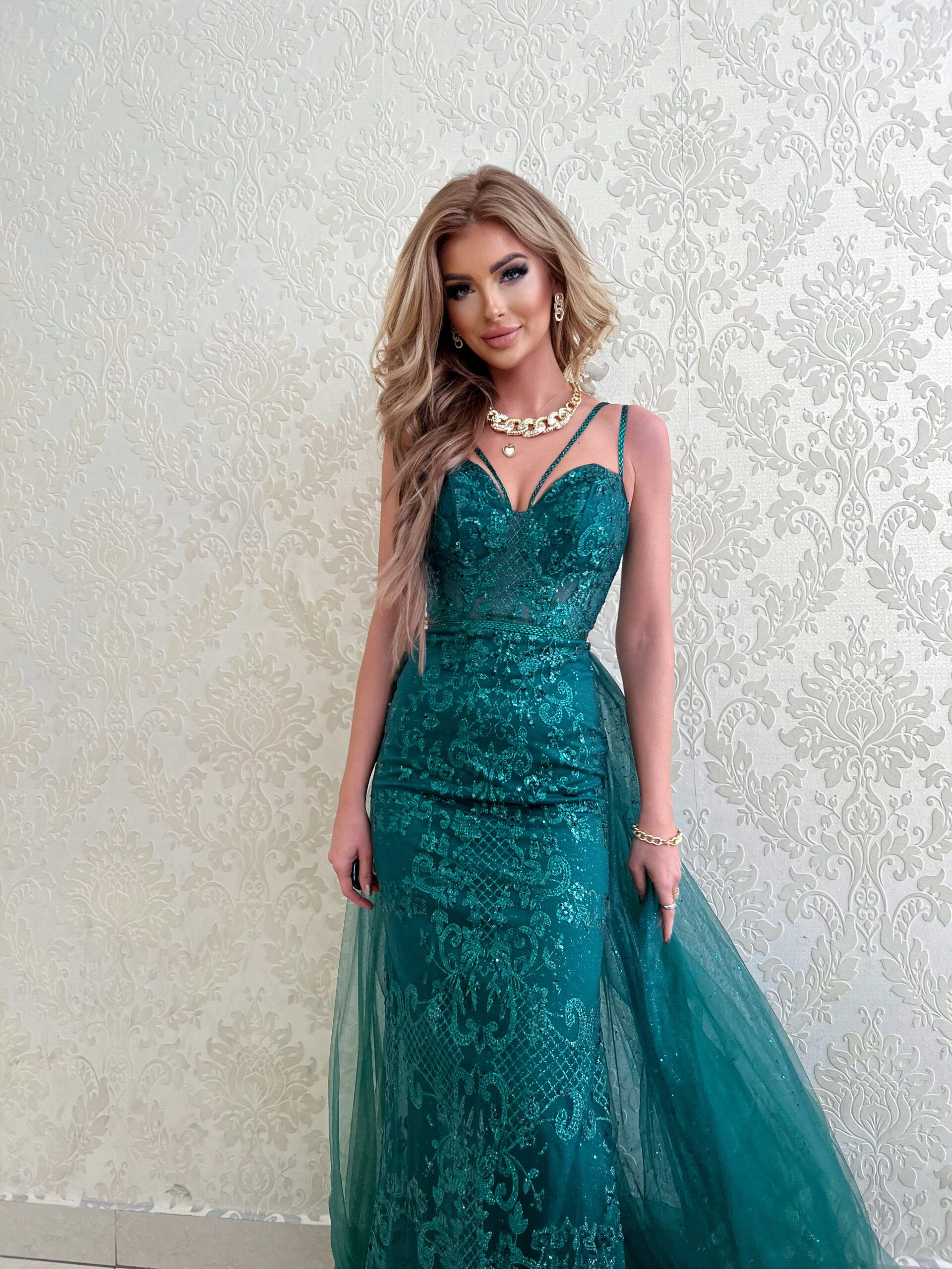 Fara BUTELKOWA ZIELEŃ DŁUGA SUKIENKA Z TIULEM M Model Fara