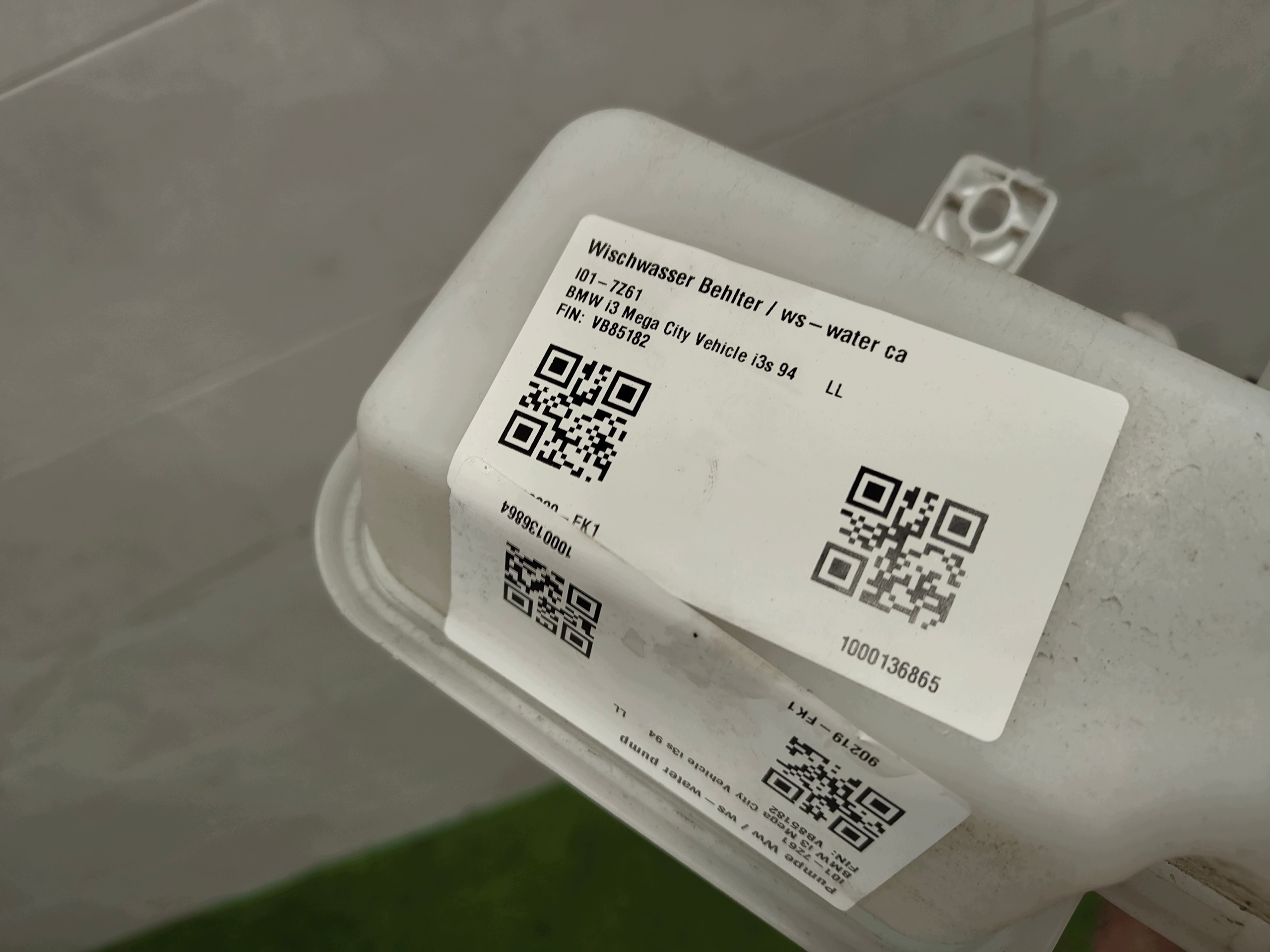 BMW I3 serbatoio LIQUIDO DO LAVAFARI 7304020