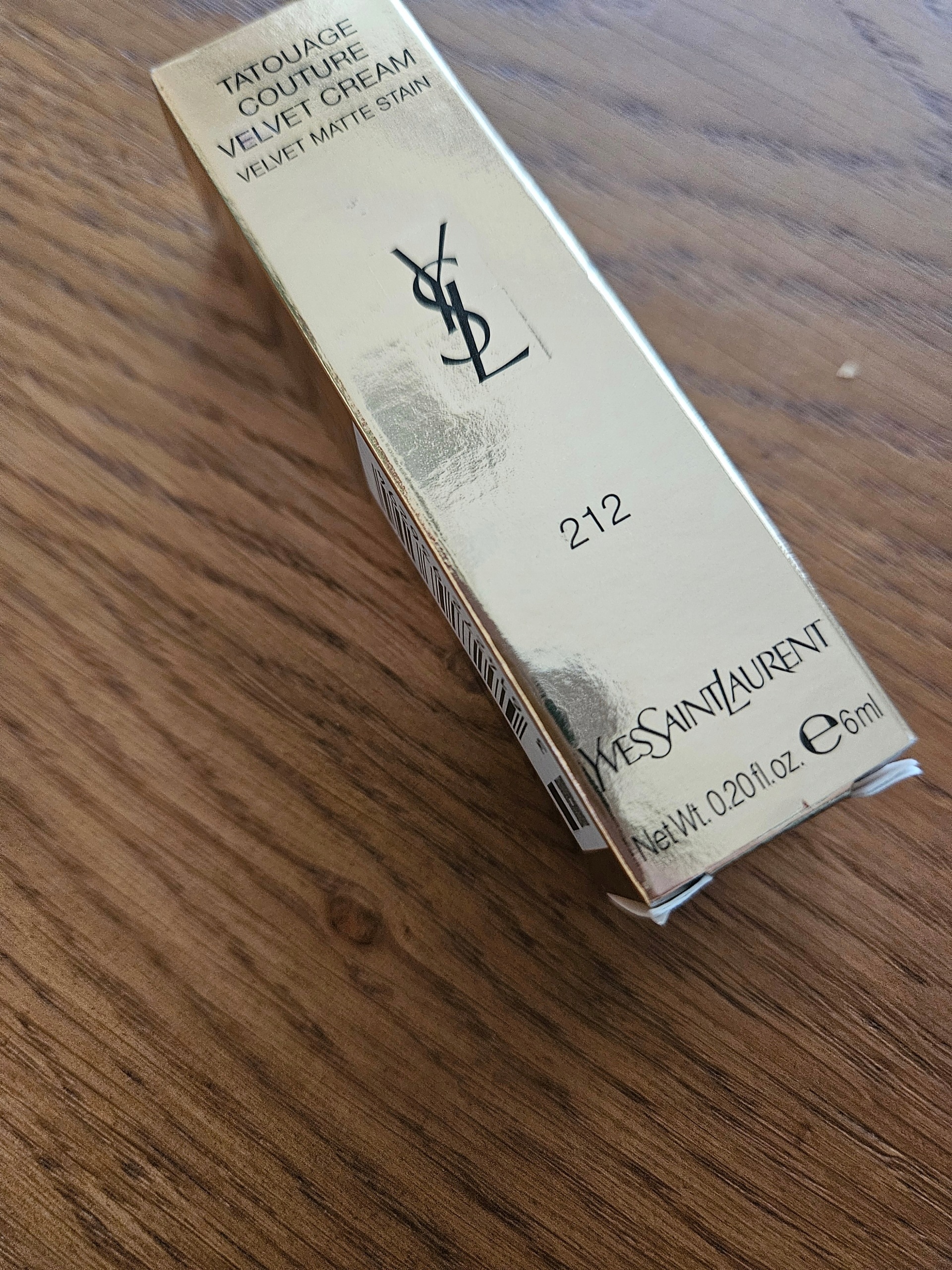 Rtěnka Yves Saint Laurent