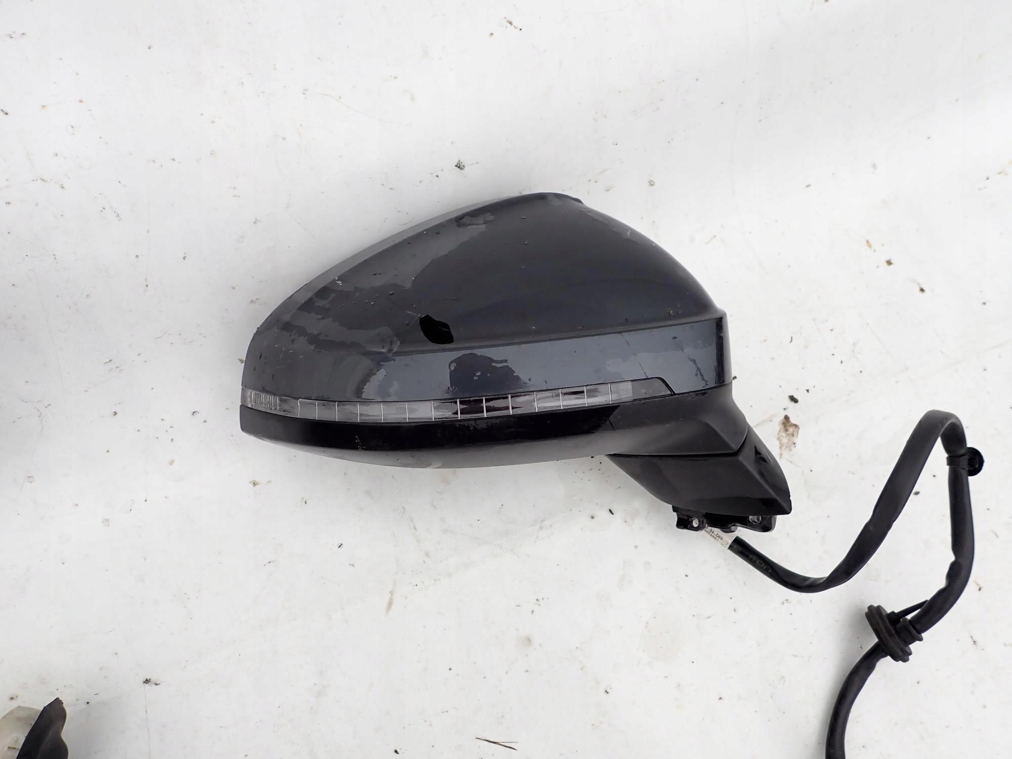 AUDI A5 II 2 8W 16- mirror front front right