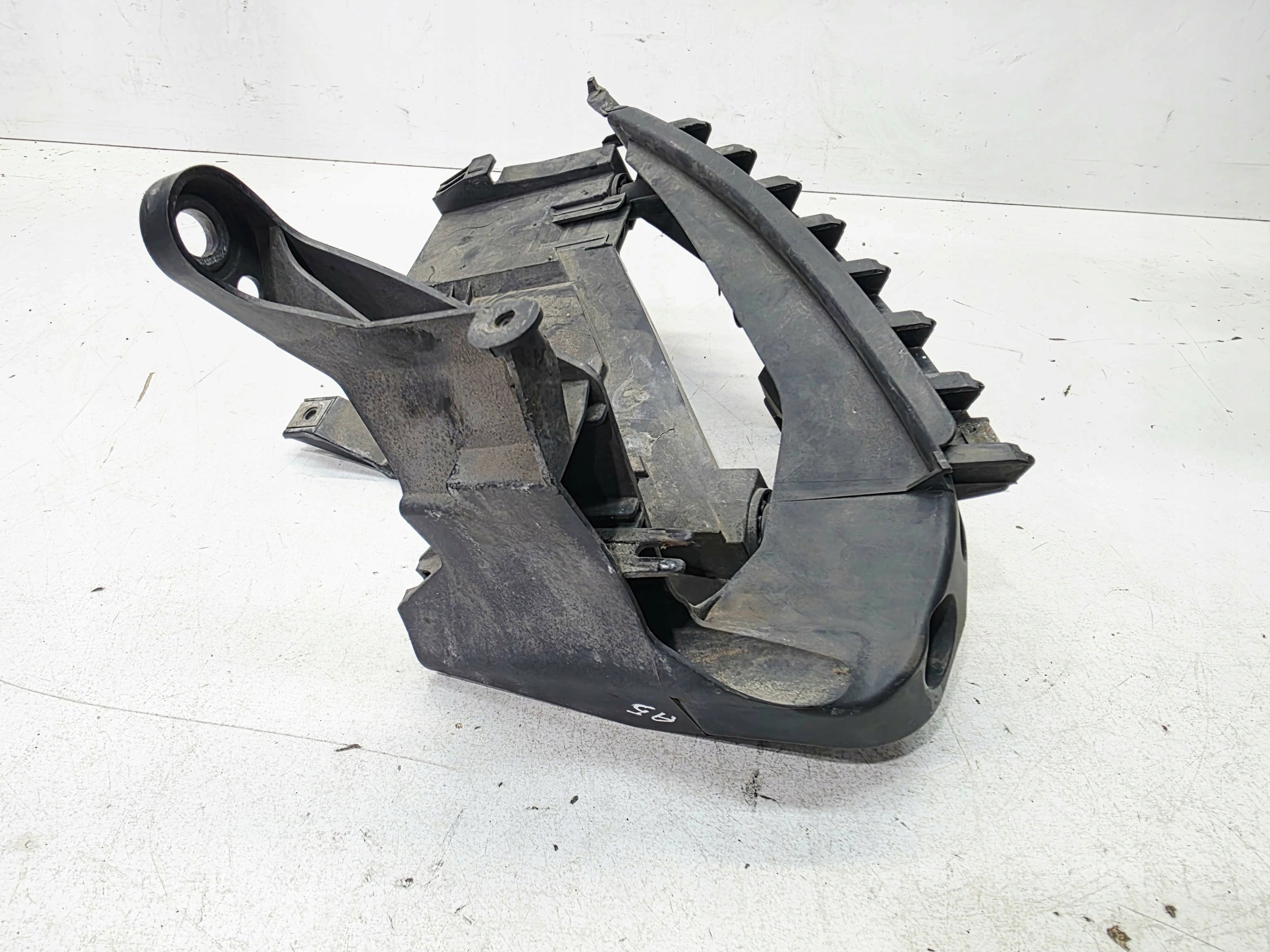support holder REFLEKTORA left front AUDI A5 8T 8T0805607