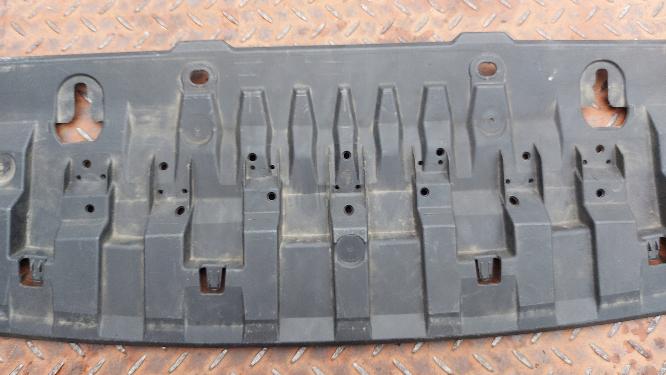 ABSORBER cover below bumper SKODA SUPERB III