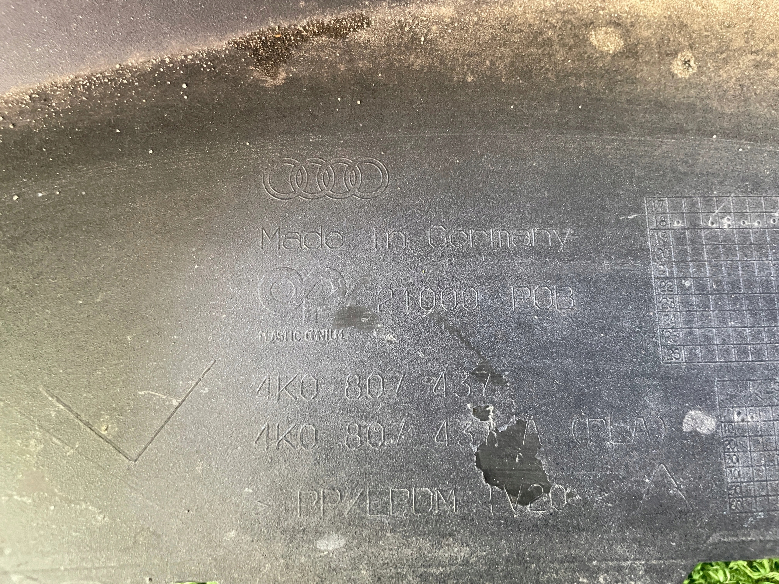 AUDI A6 C8 4K STOSSSTANGE VORNE VORNE