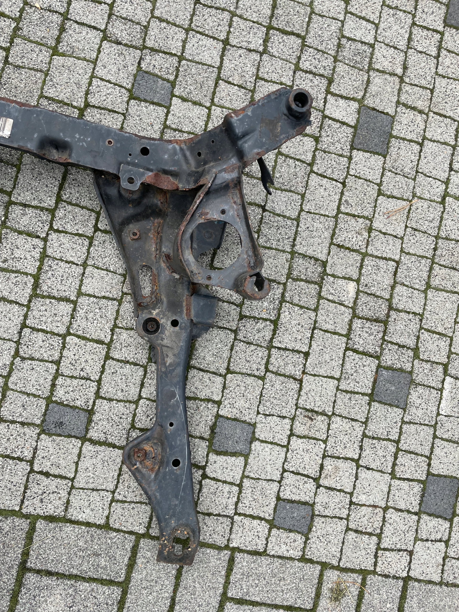 BMW E60 E61 XD XDRIVE axle beam subframe sider front EU