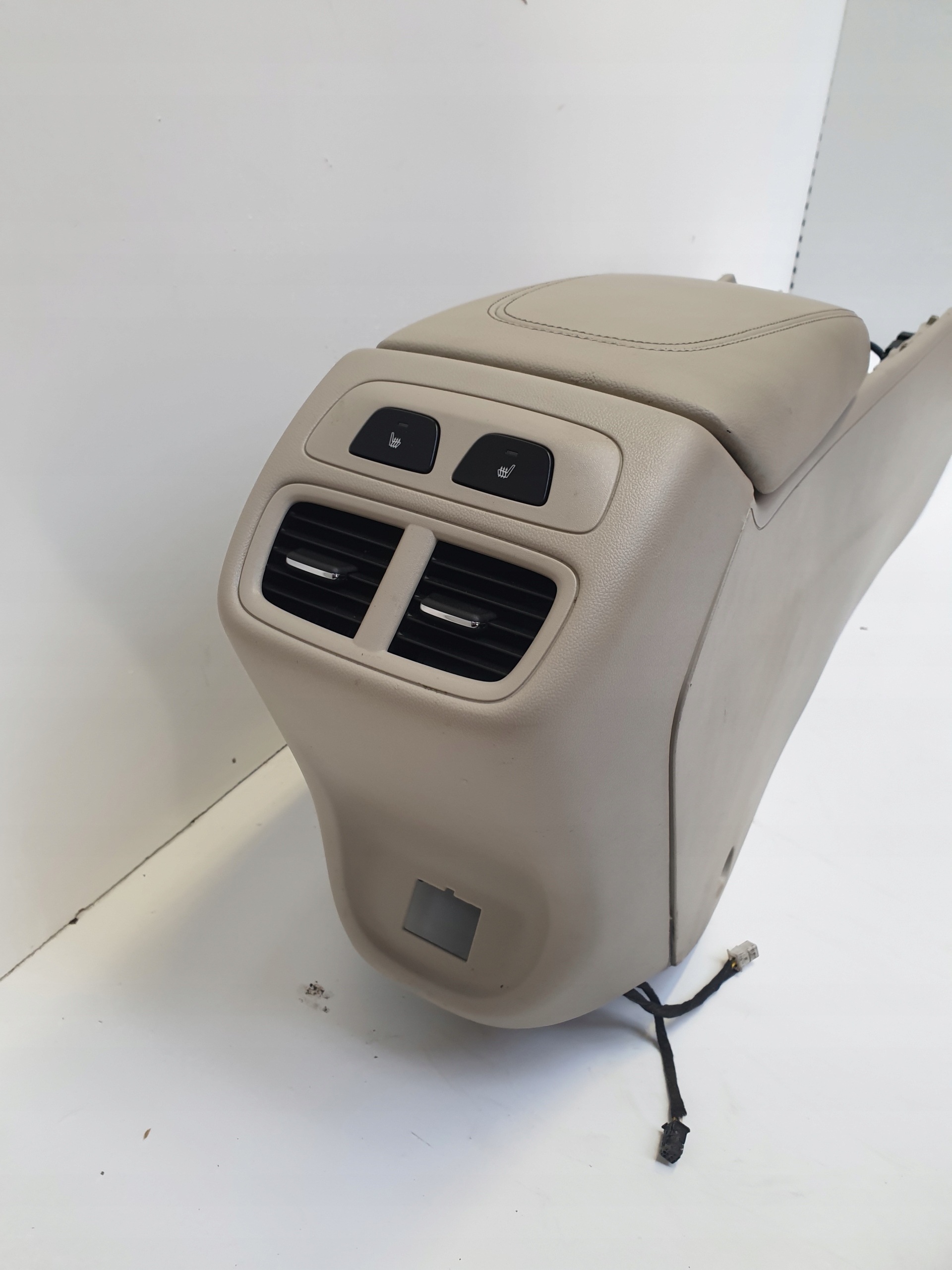 INSIGNIA B TUNEL central armrest LADOWARKA