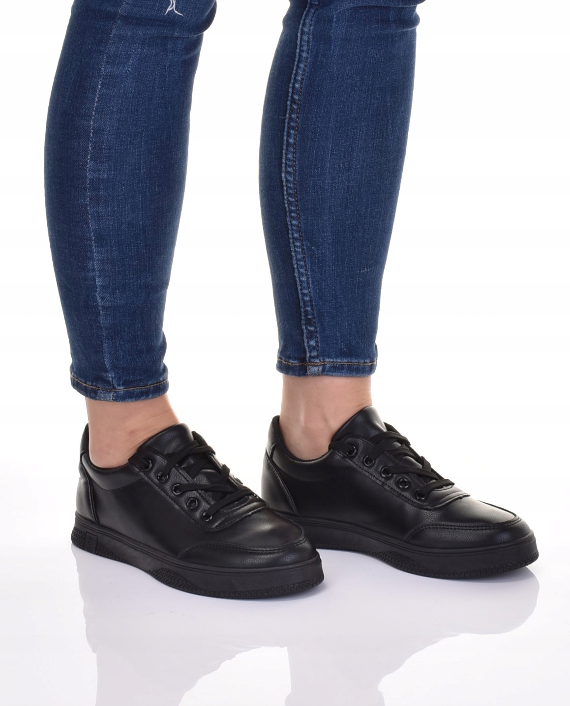 SPORTOWE BUTY DAMSKIE NISKIE TENISÓWKI SKÓRZANE CZARNE Rozmiar 38