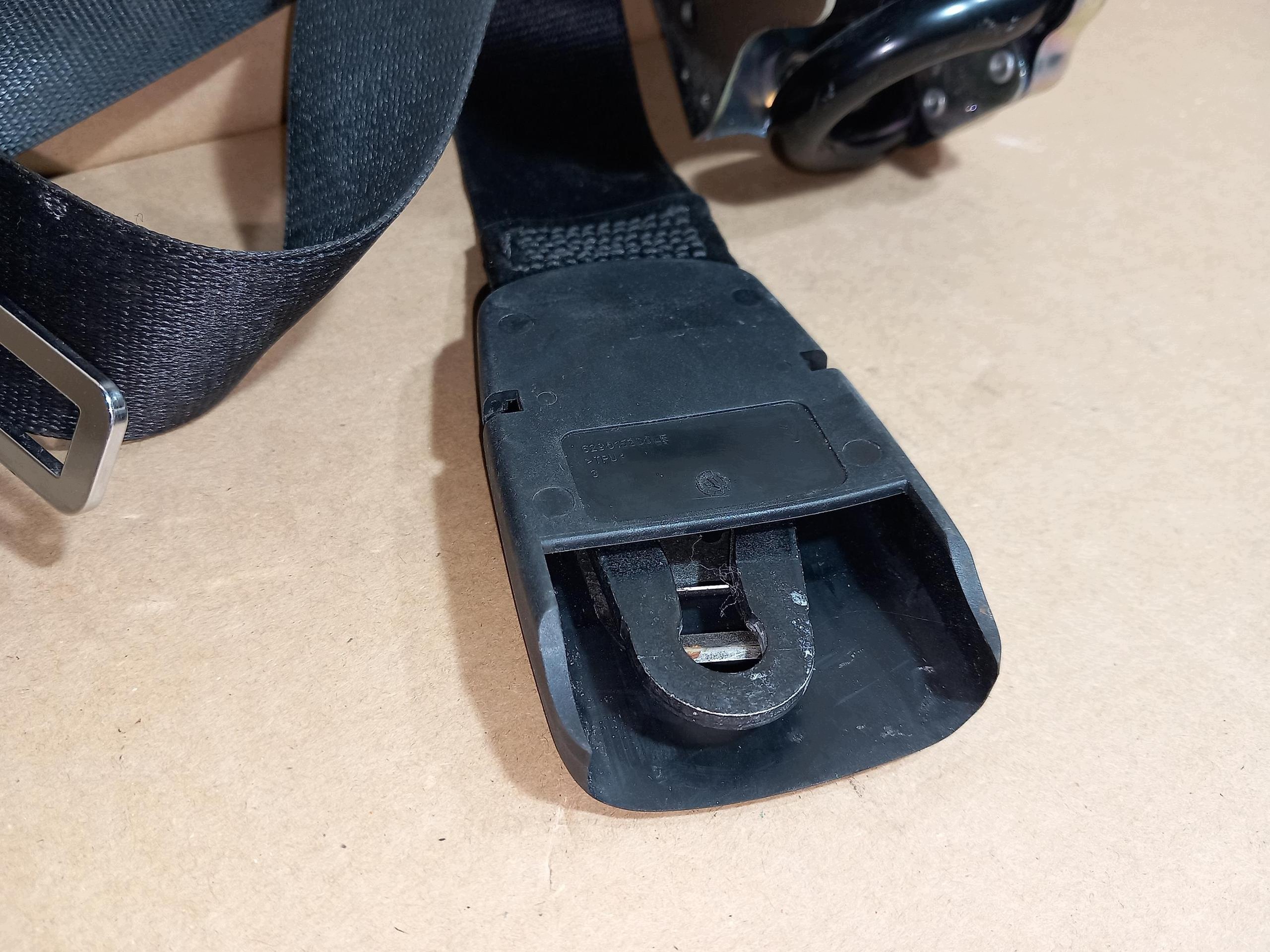tension belt safety right front MINI COOPER F55 628900100