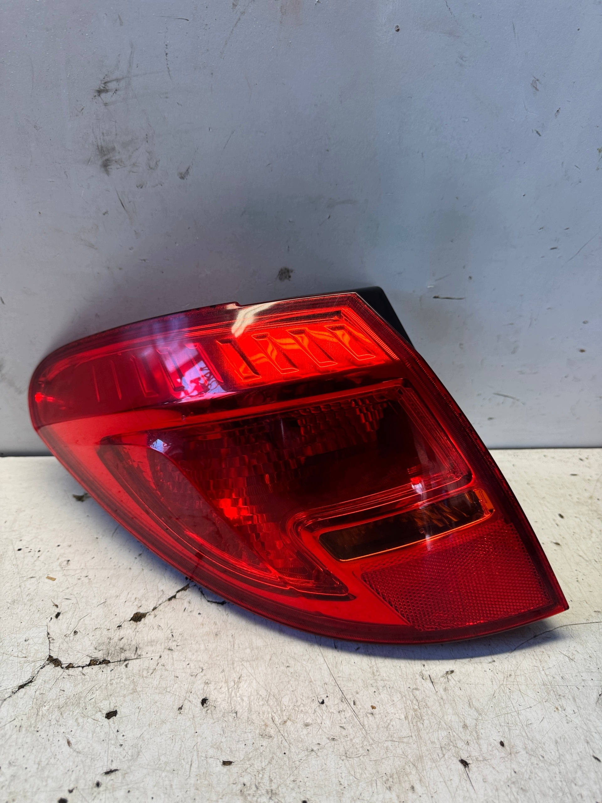 OPEL MERIVA B light W fender left rear left rear part OK