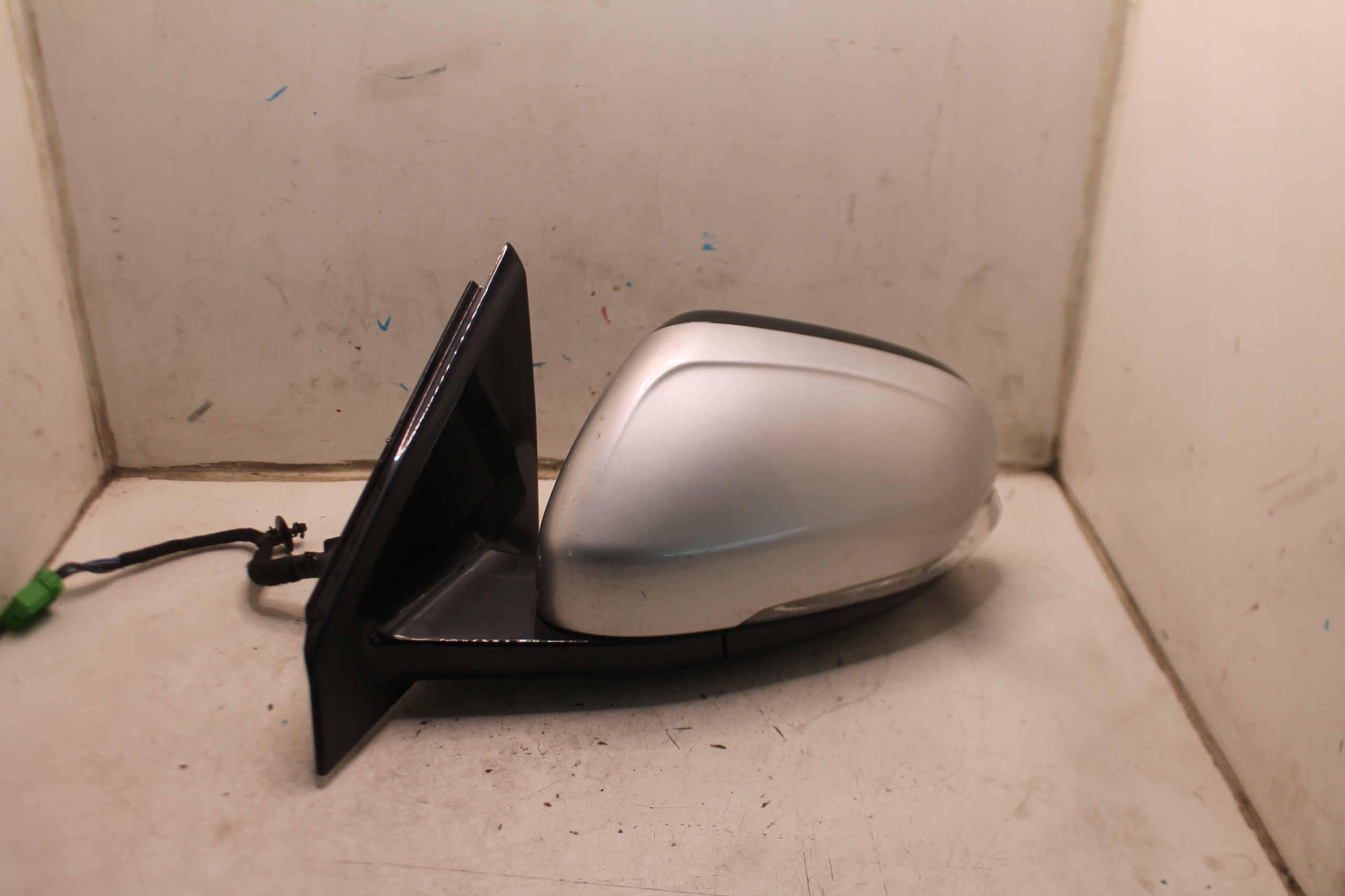 mirror left 10PIN VOLVO V40 II 12-19 ANGLIK