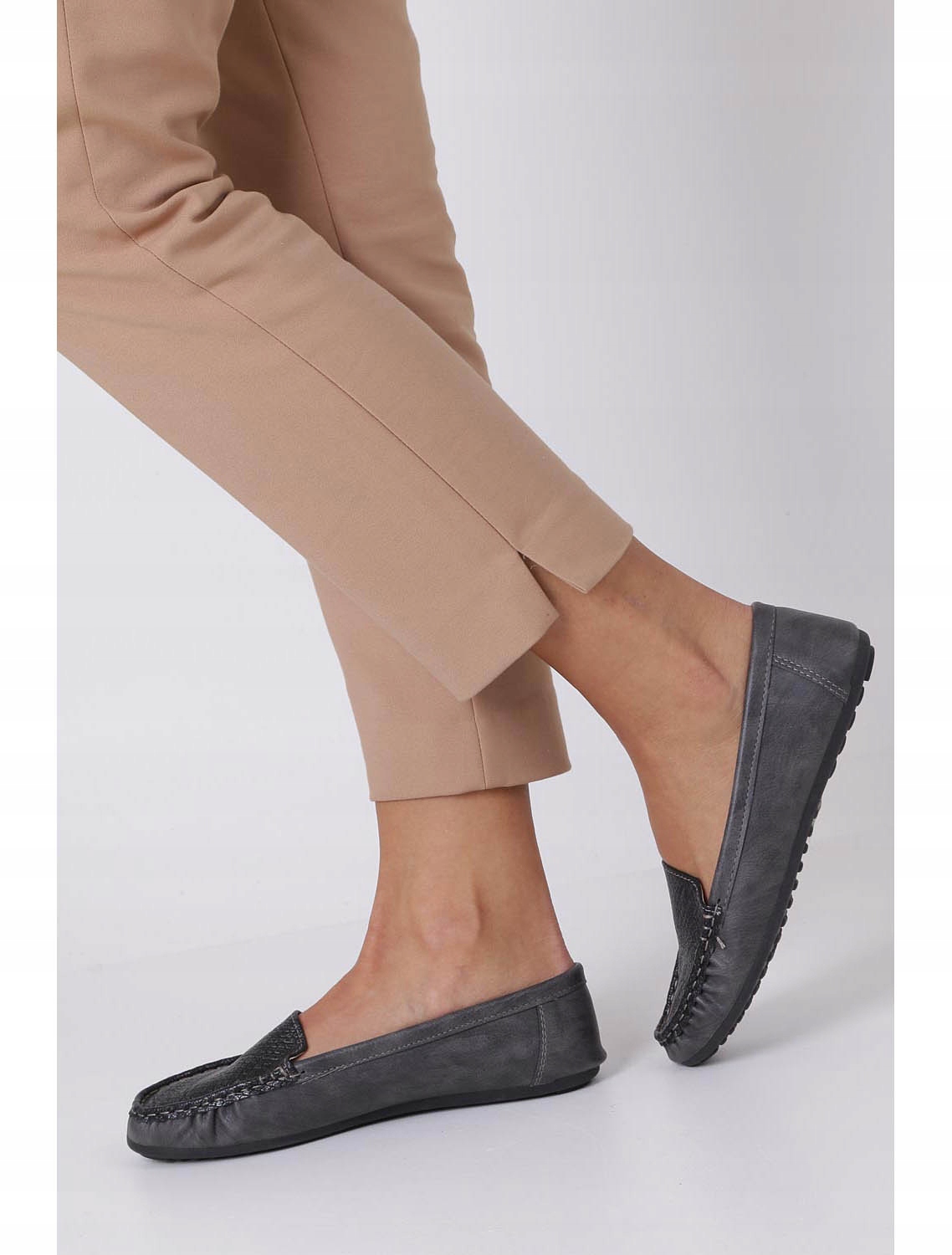 PÓŁBUTY MOKASYNY SLIP ON WSUWANE KOMFORTOWE LEKKIE Wzór dominujący bez wzoru