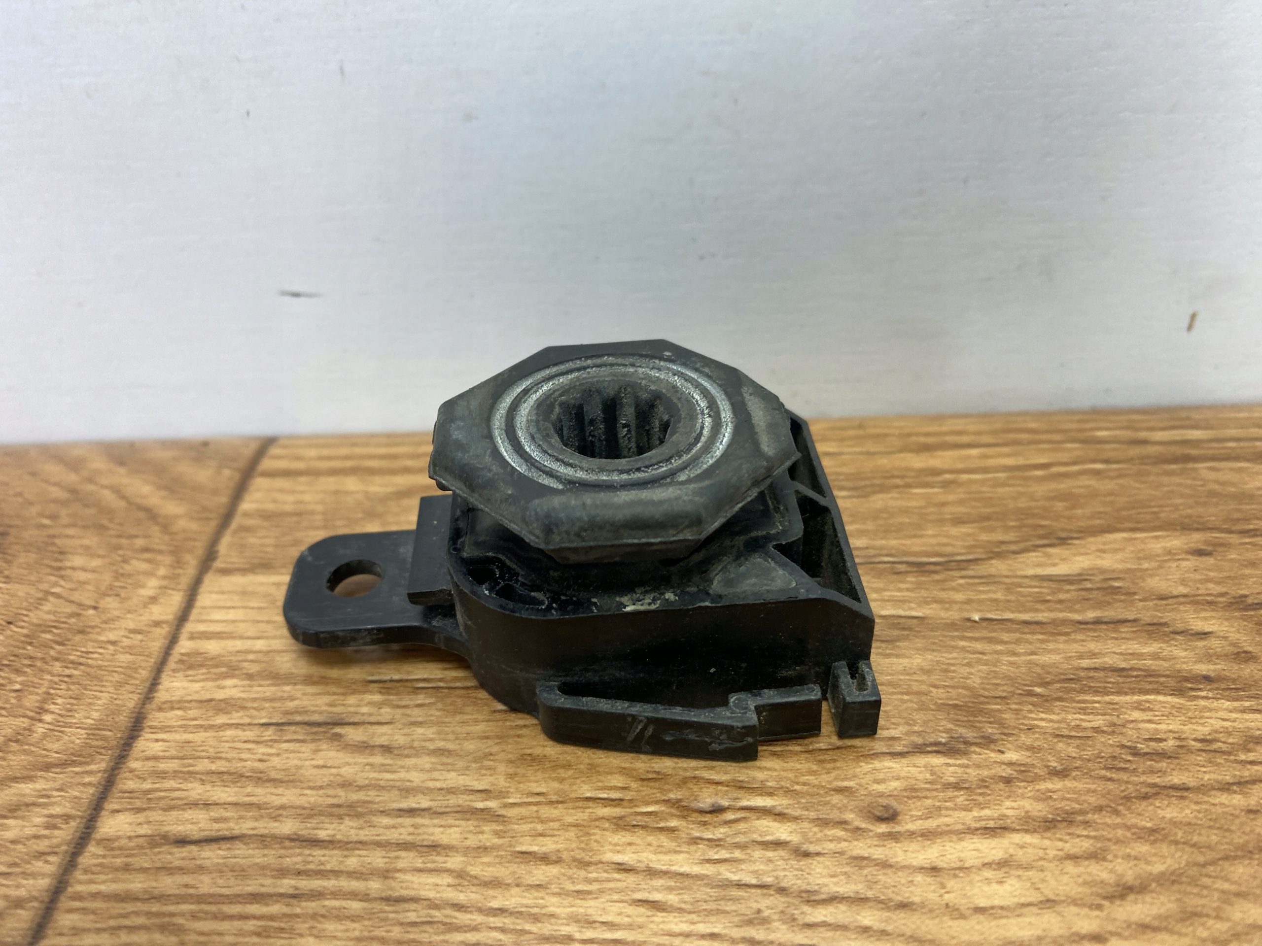 upper holder radiator Ford Explorer MK6 2020+ USA