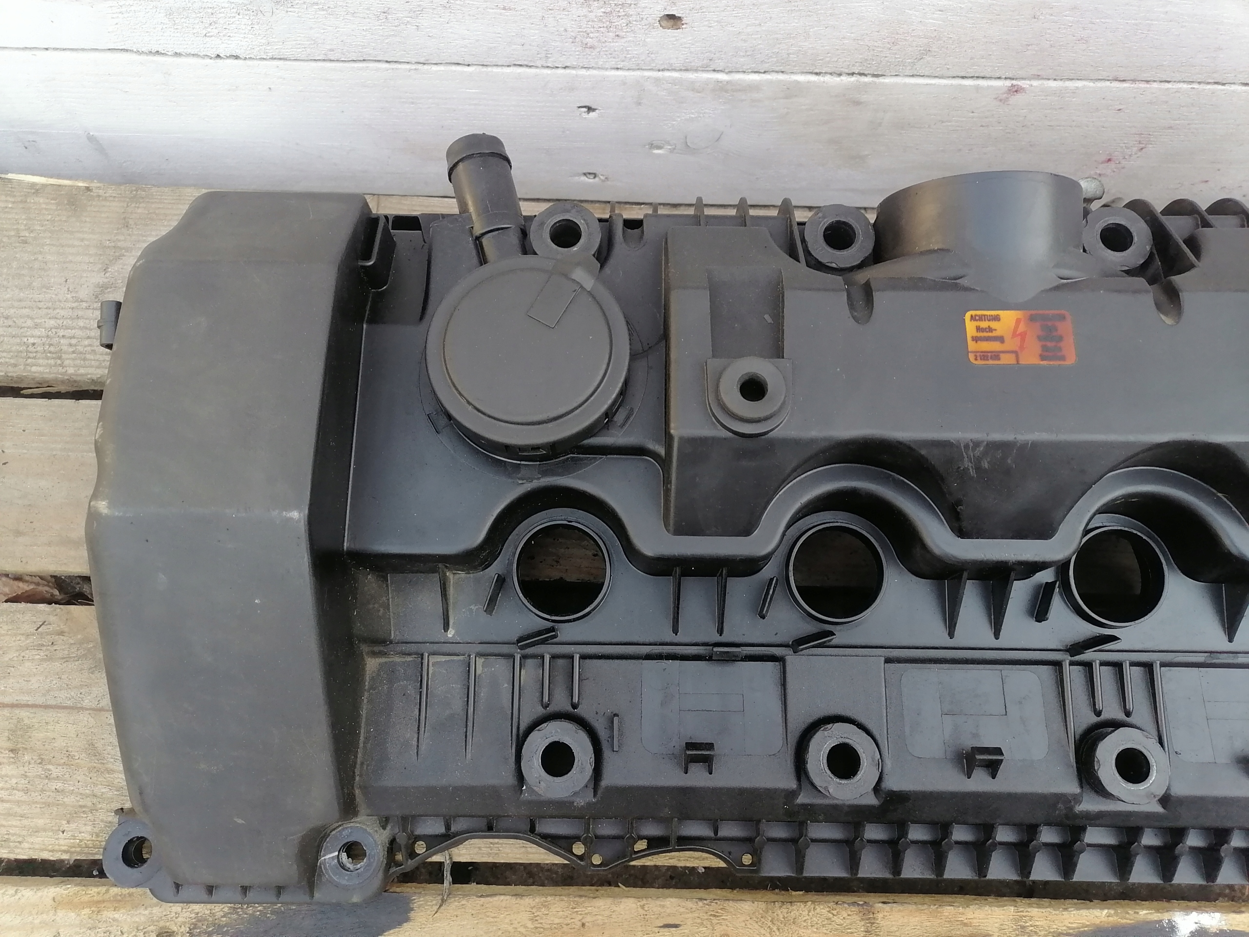BMW E63 650I N62 Abdeckung der Ventile links 75221600