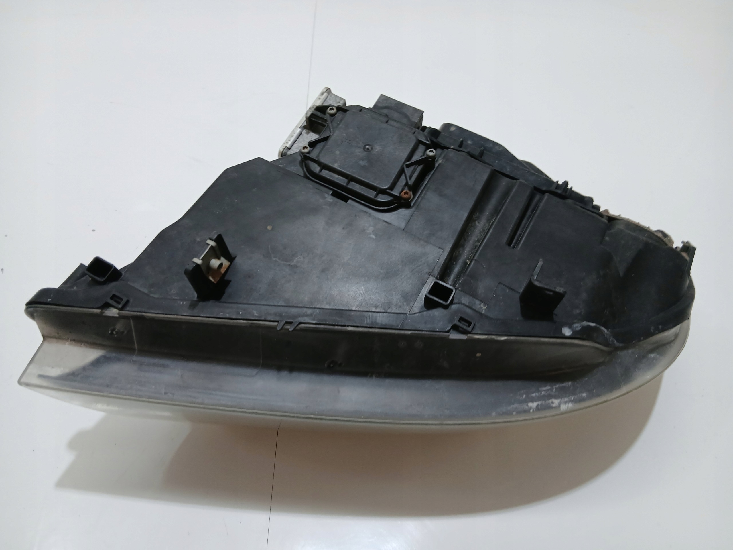 light right front XENON BMW E90 E91 LIFT 7202590