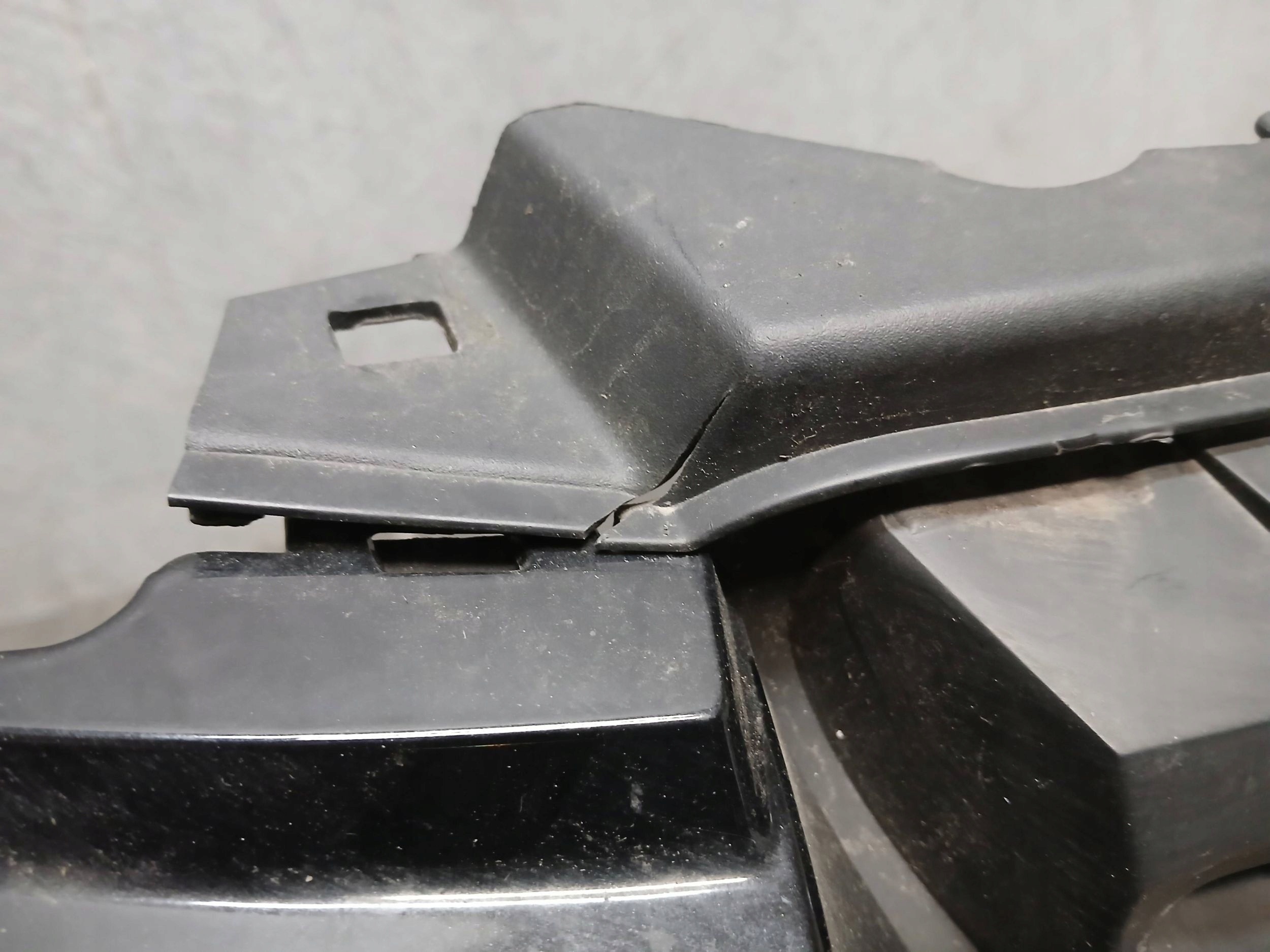 bumper front PEUGEOT 308 T9 II 2 14-17