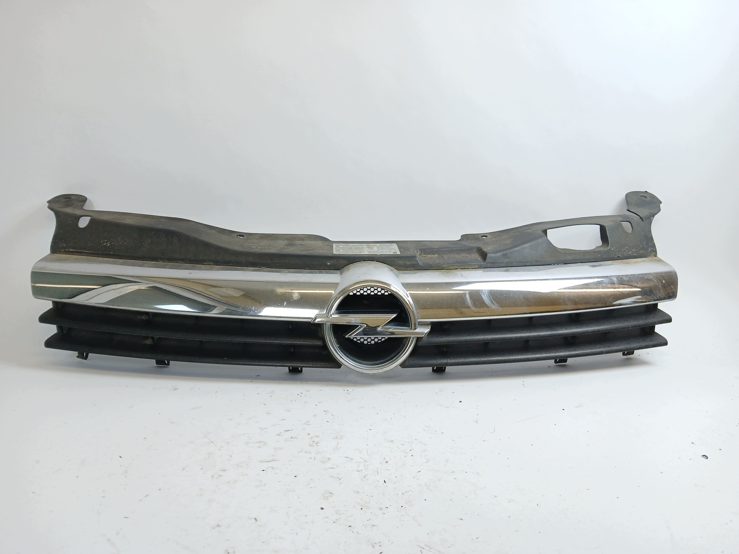 OPEL ASTRA III H grill grille radiator 13241961