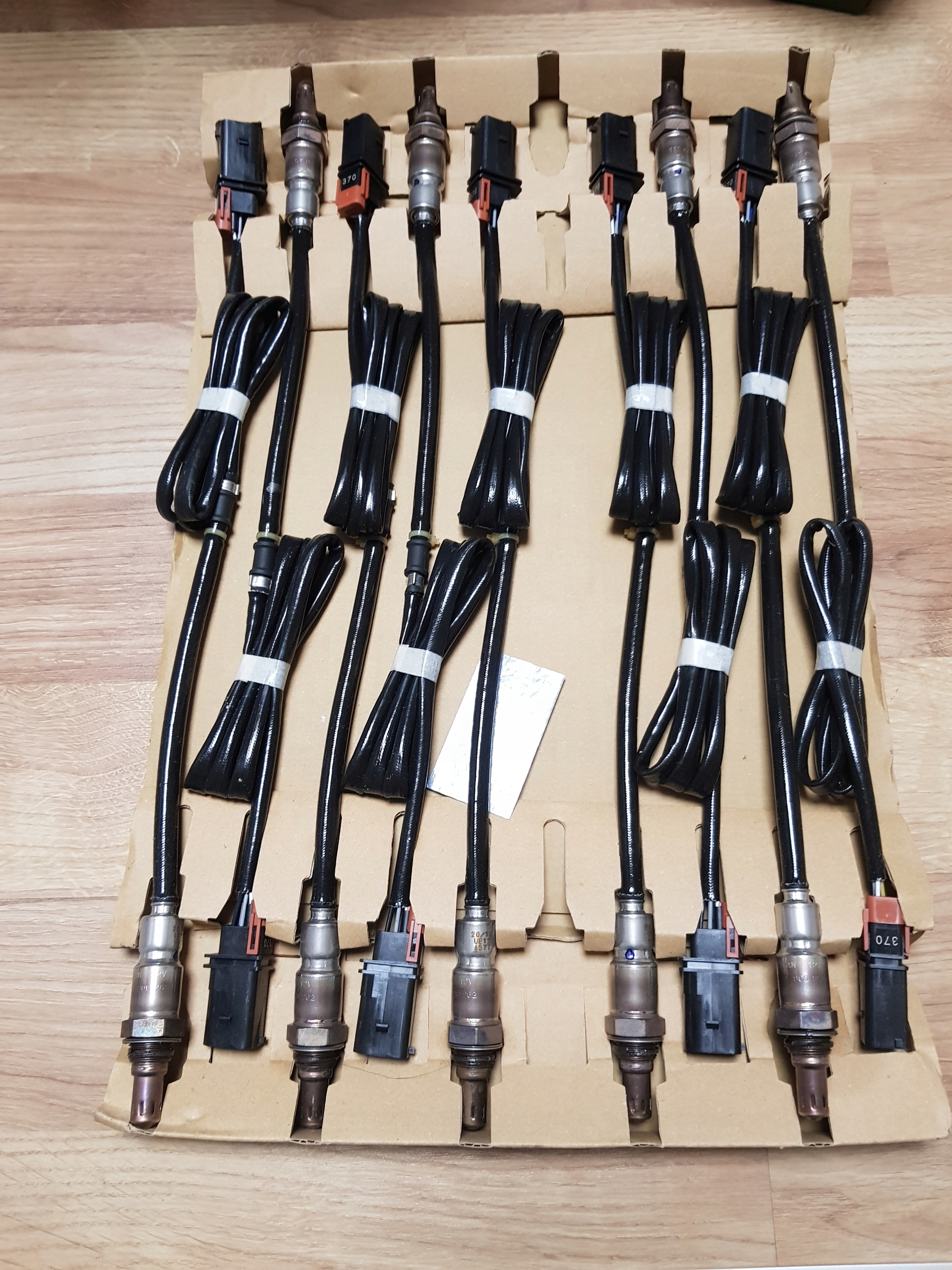 04L906262 ORIGINÁLNÍ LAMBDA SONDA VW 04L 906 262 Katalogové číslo dílu 04L 906 262