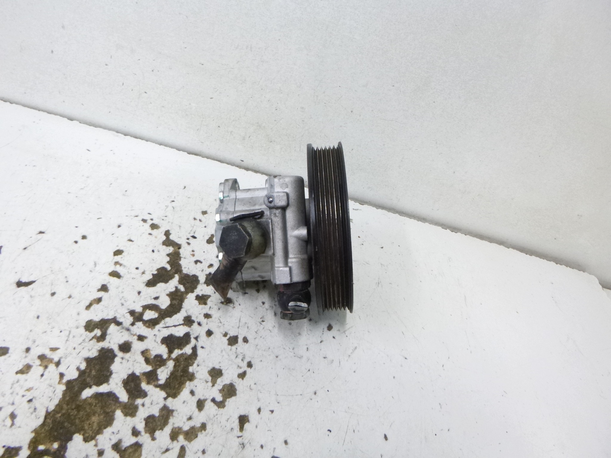 servo pump VW T4 2.4 D 2.5 TDI Topran 113539 z kolem