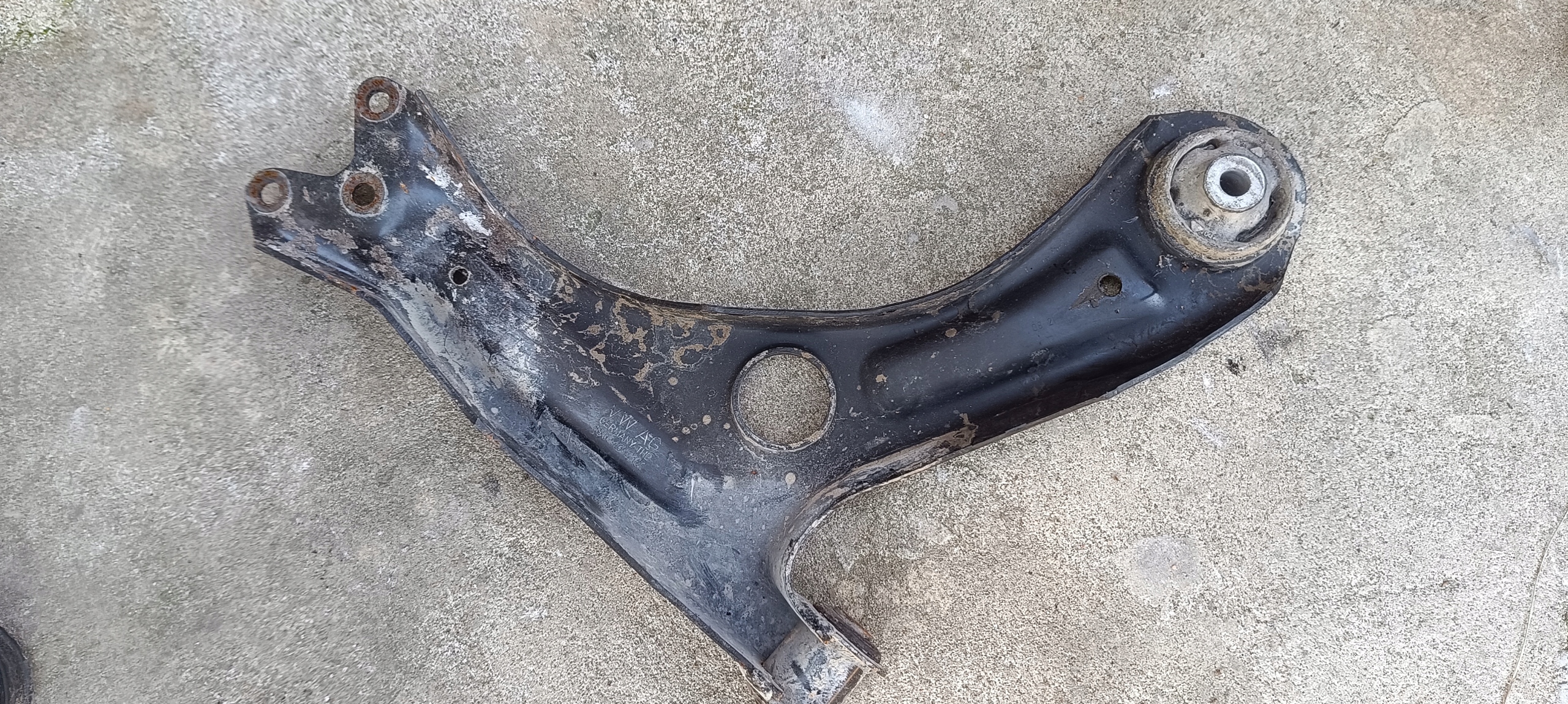 arm front left SKODA CITIGO SEAT Mll VW UP 1S0407151