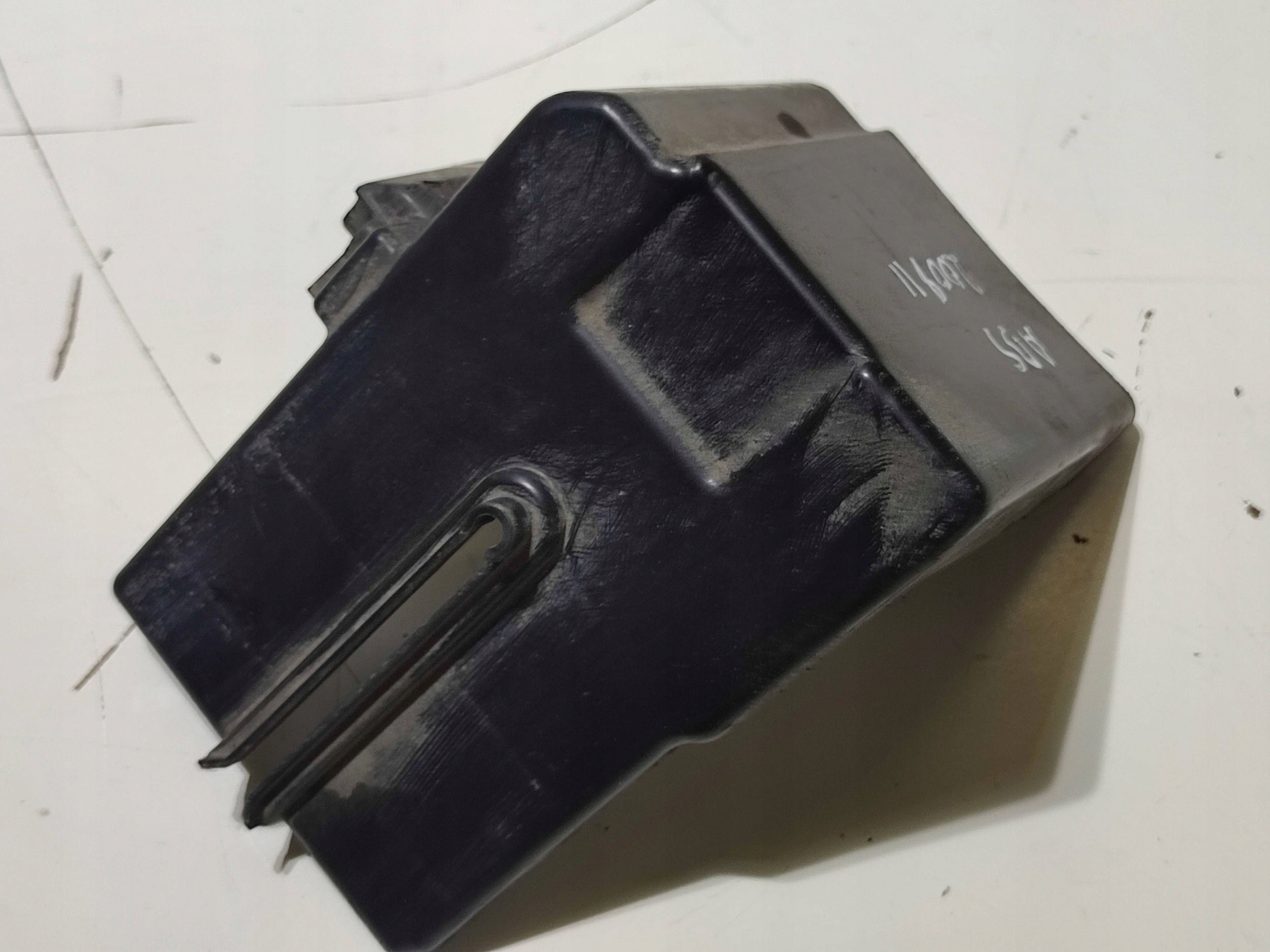 Peugeot 2008 II 2020 bracket holder pompy abs