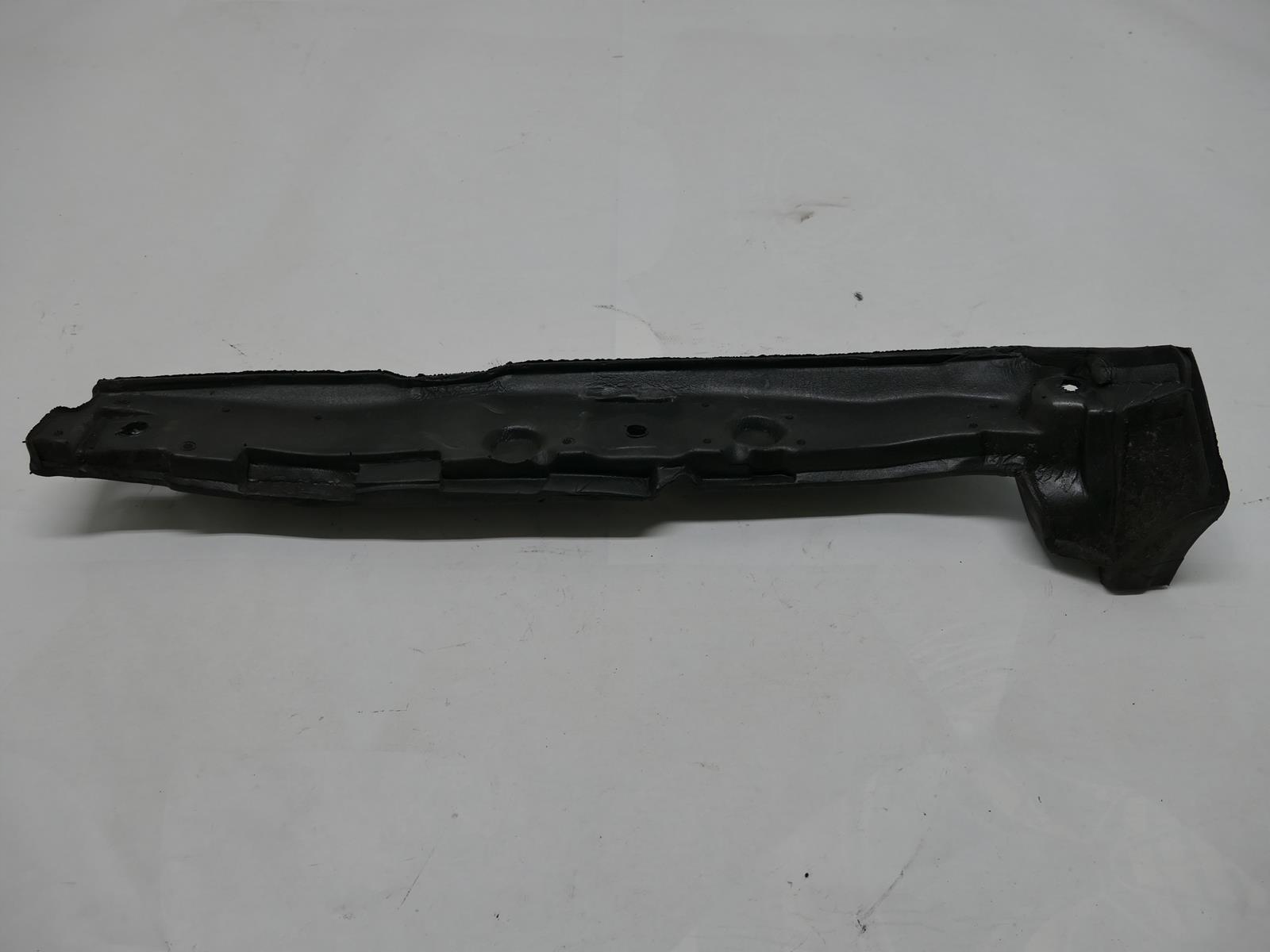 AUDI A8 D3 LIFT INSONORISATION AILE GAUCHE AVANT