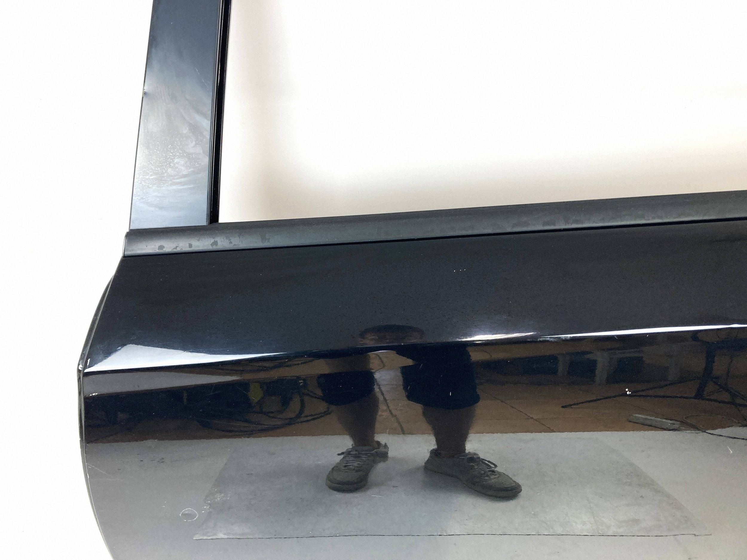 Dodge Charger 2015+ door rear. left rear part left