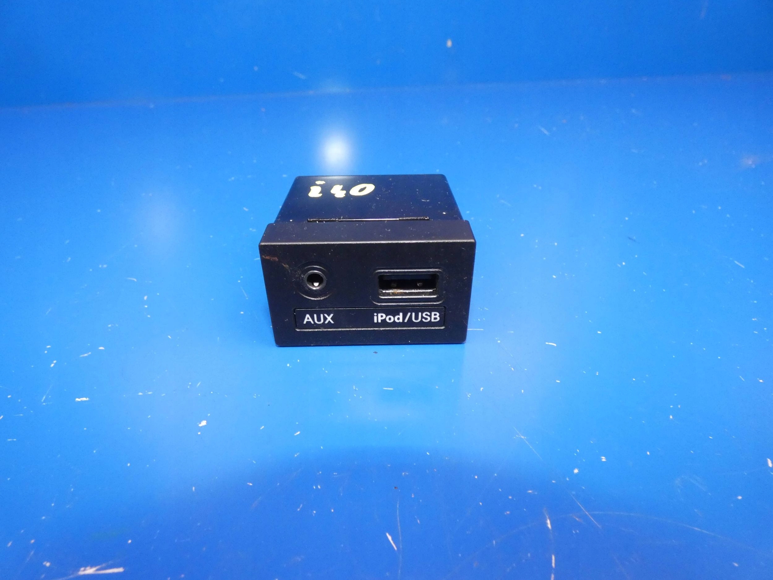 HYUNDAI I40 IX35 I30 adapter ZLACZE USB