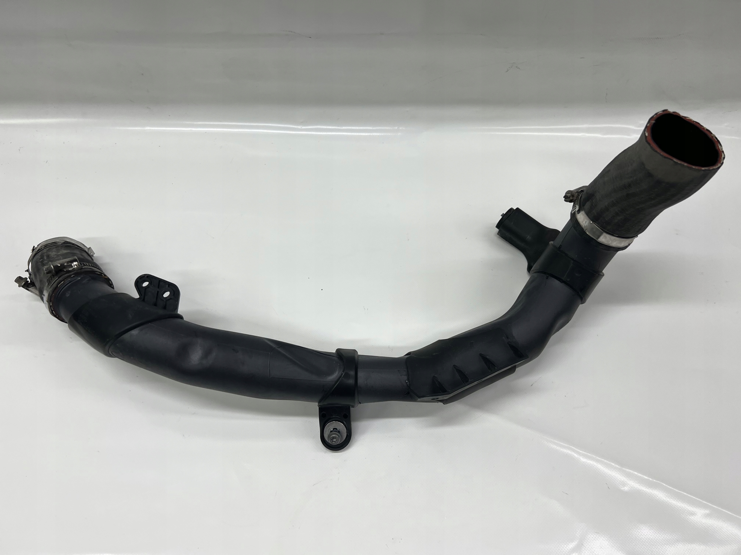 1K0145840AA - ТРУБА ІНТЕРКУЛЕРА СИДІННЯ ВВ АУДІ ШКОДА 1К0145840АА