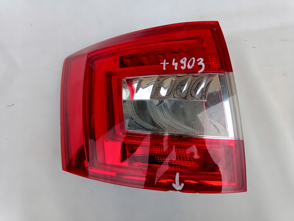 SKODA OCTAVIA III KOMBI LED 13- lampa lewa tylna