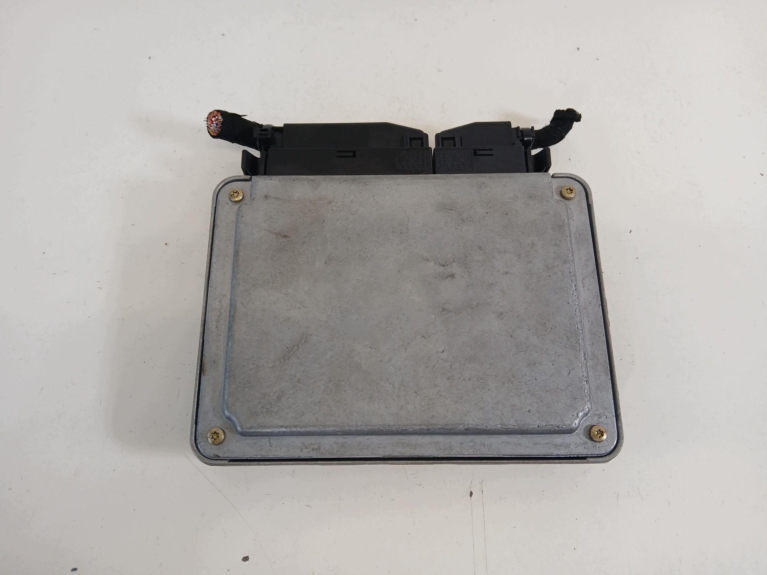 AUDI A4 B5 1.9 TDI control unit of the engine 038906018S