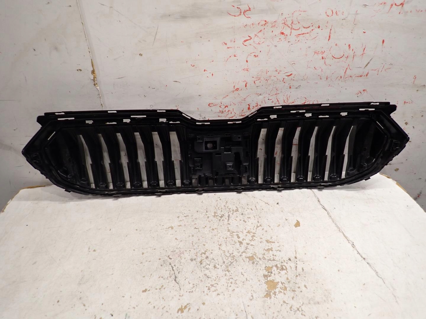Grill SKODA SUPERB IV 2023+ 3P0853653A