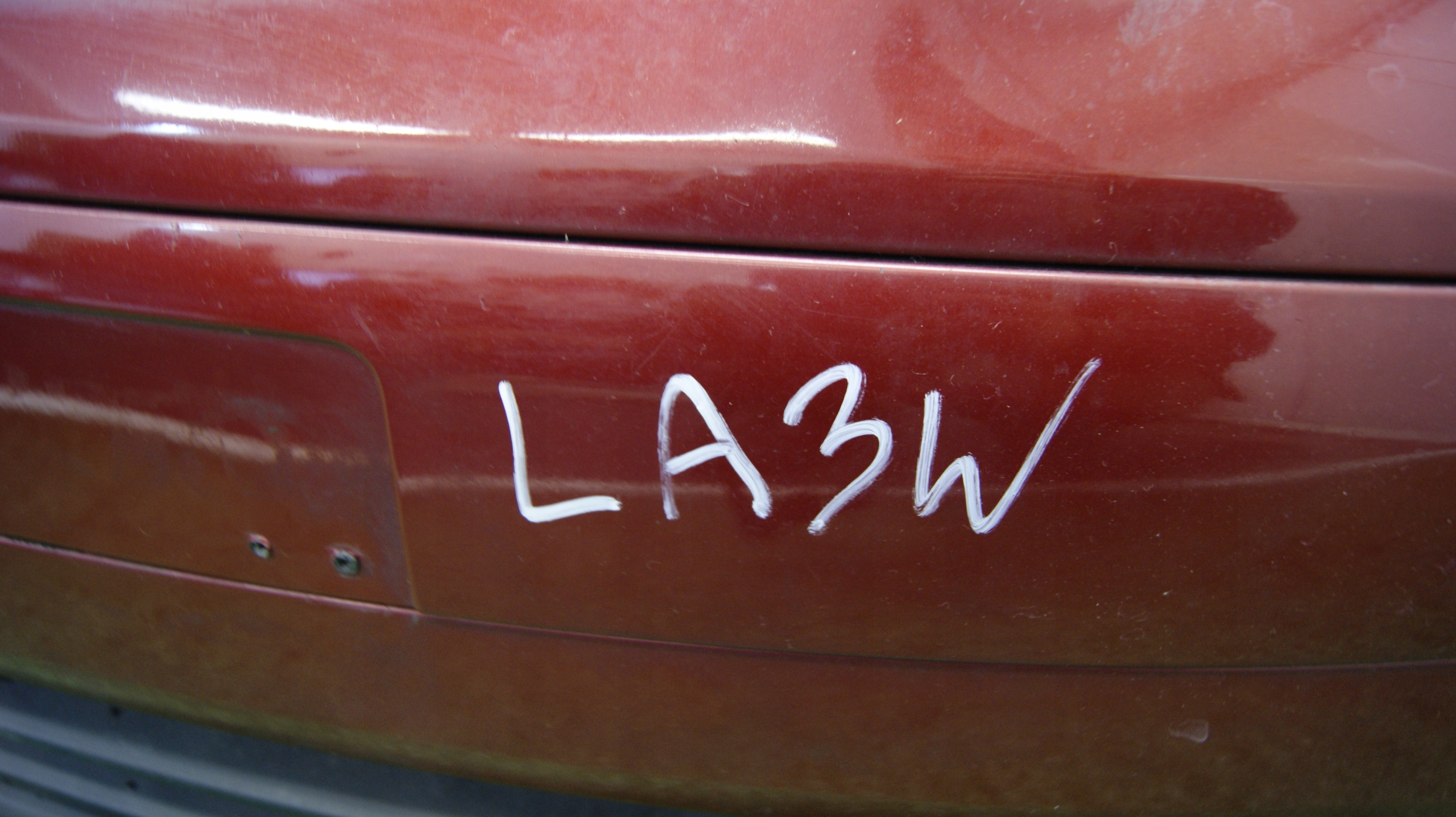 bumper front front VOLKSWAGEN TOURAN 1 KOD LAKIERU LA3W