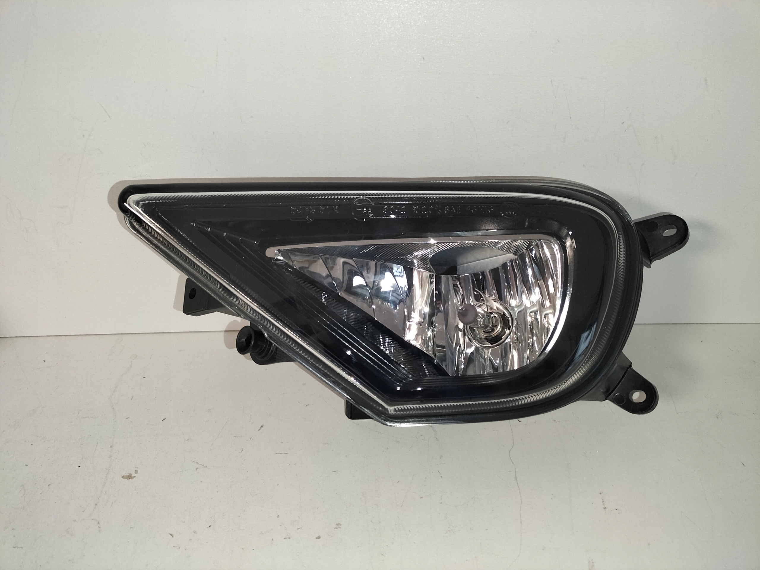 fog light light left VW TOUAREG II LIFT 14-18