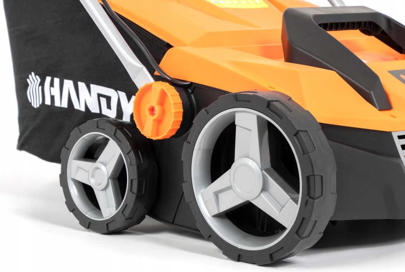 HANDY WERTYKULATOR AERATOR ELEKTRYCZNY 1800W 2w1 Moc silnika 1800 W