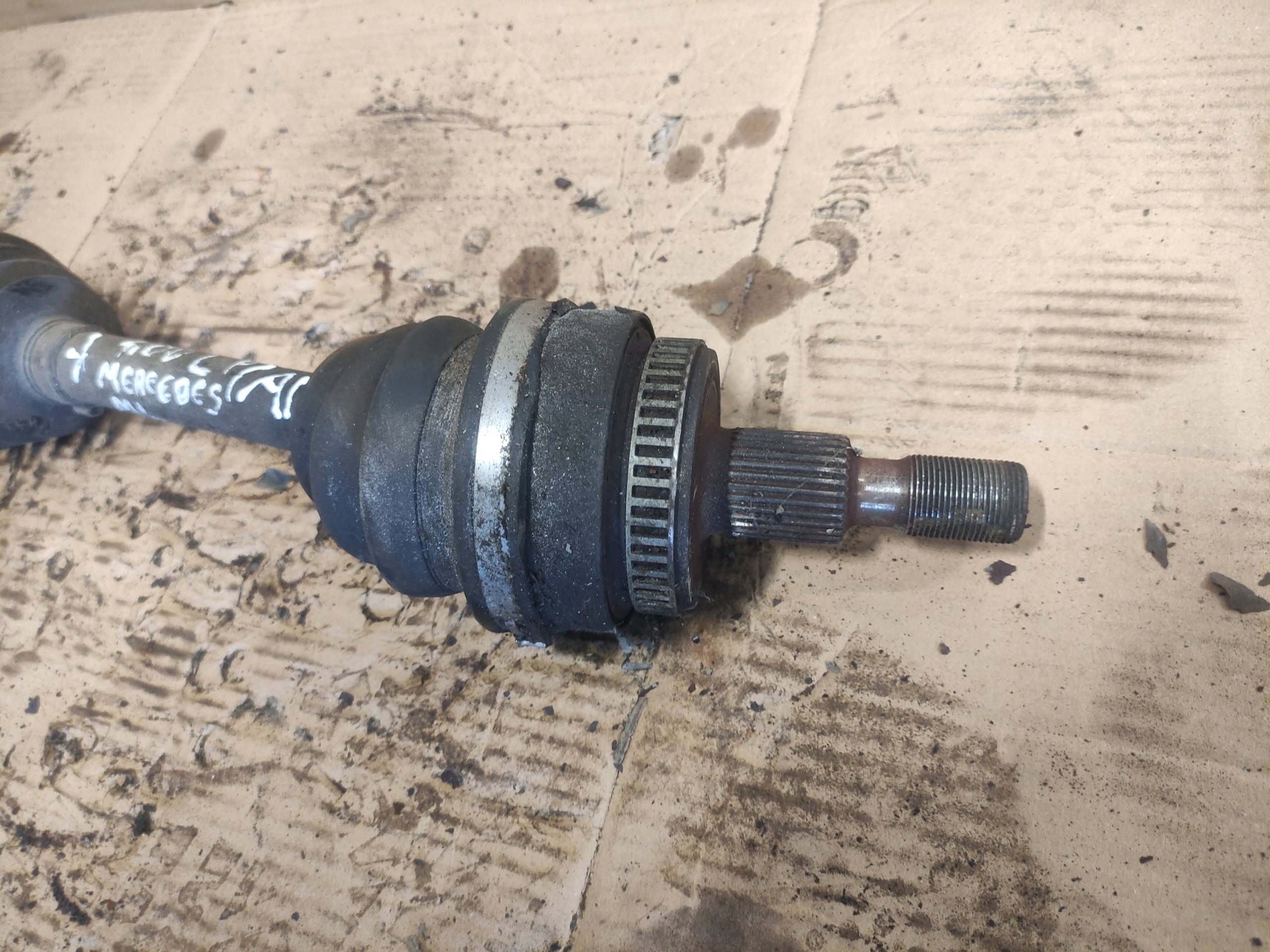 semi-axis left front MERCEDES Klasa ML W163 02r 4.0 CDI
