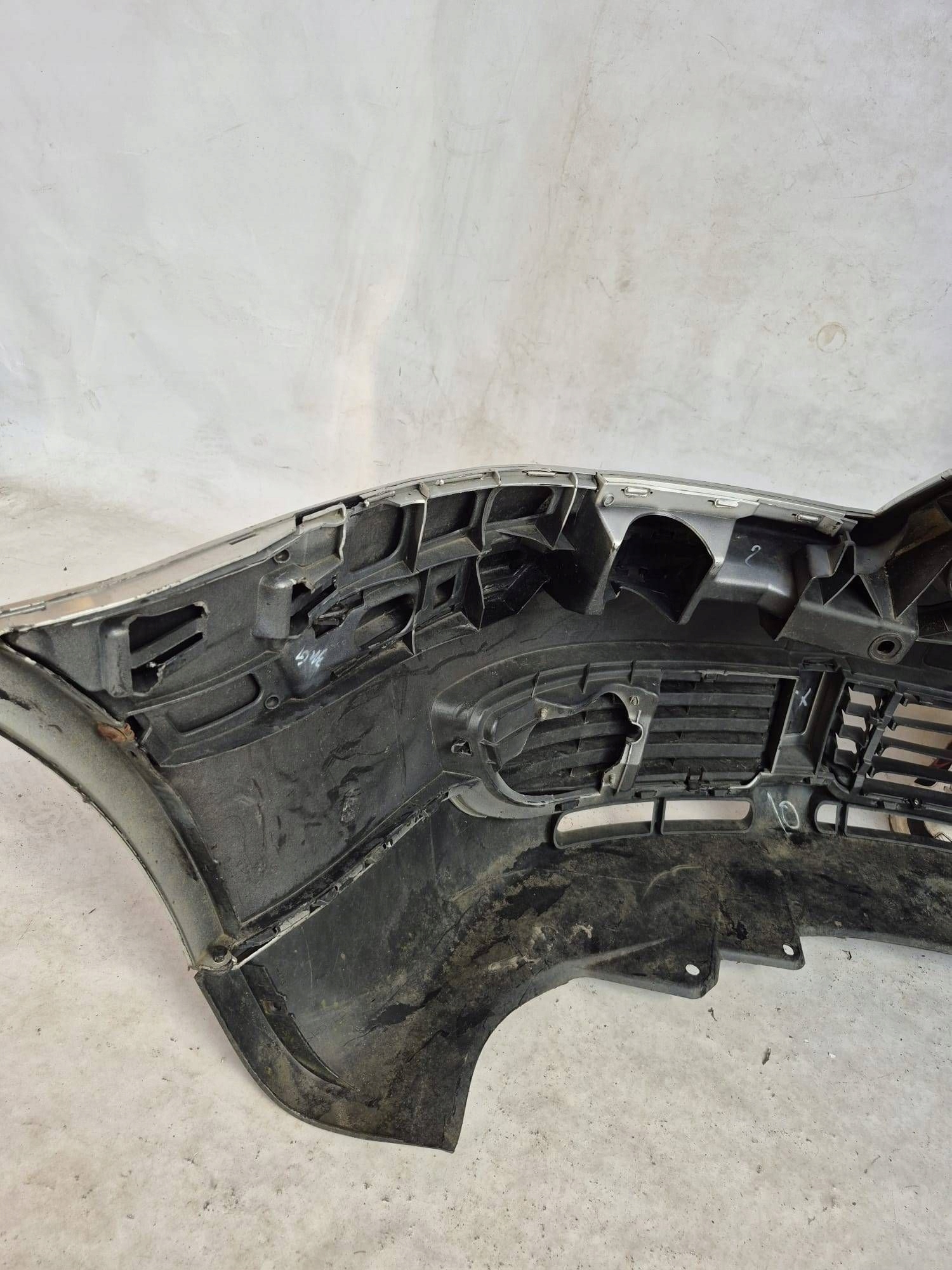 VW PASSAT B5 FL LIFT 00-05 bumper front front