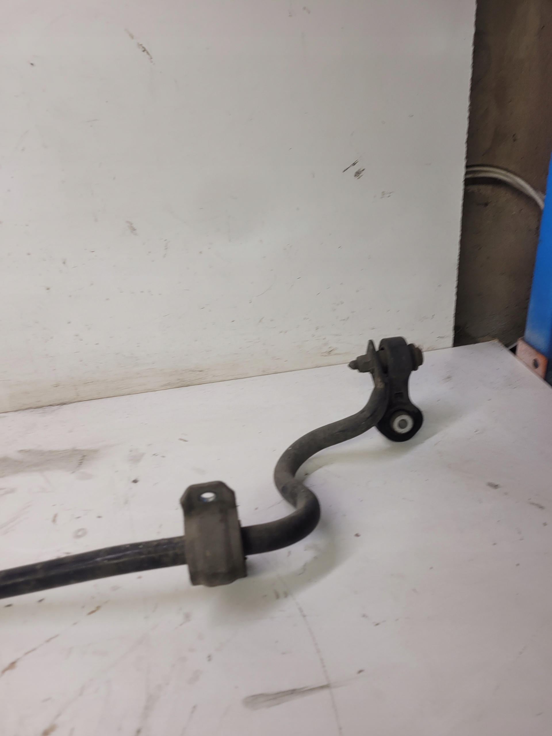 stabilizer rod rear part AUDI A8 D4 4H0511305C
