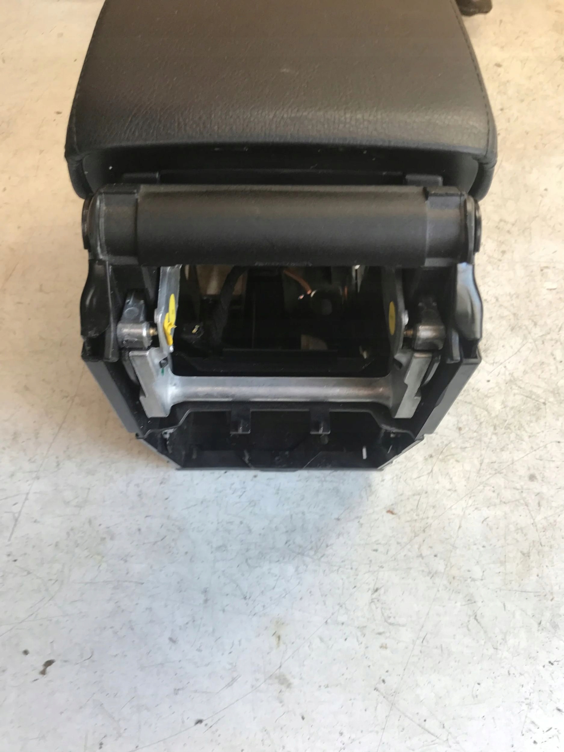 armrest leather VW EOS LIFT 1Q0864251E