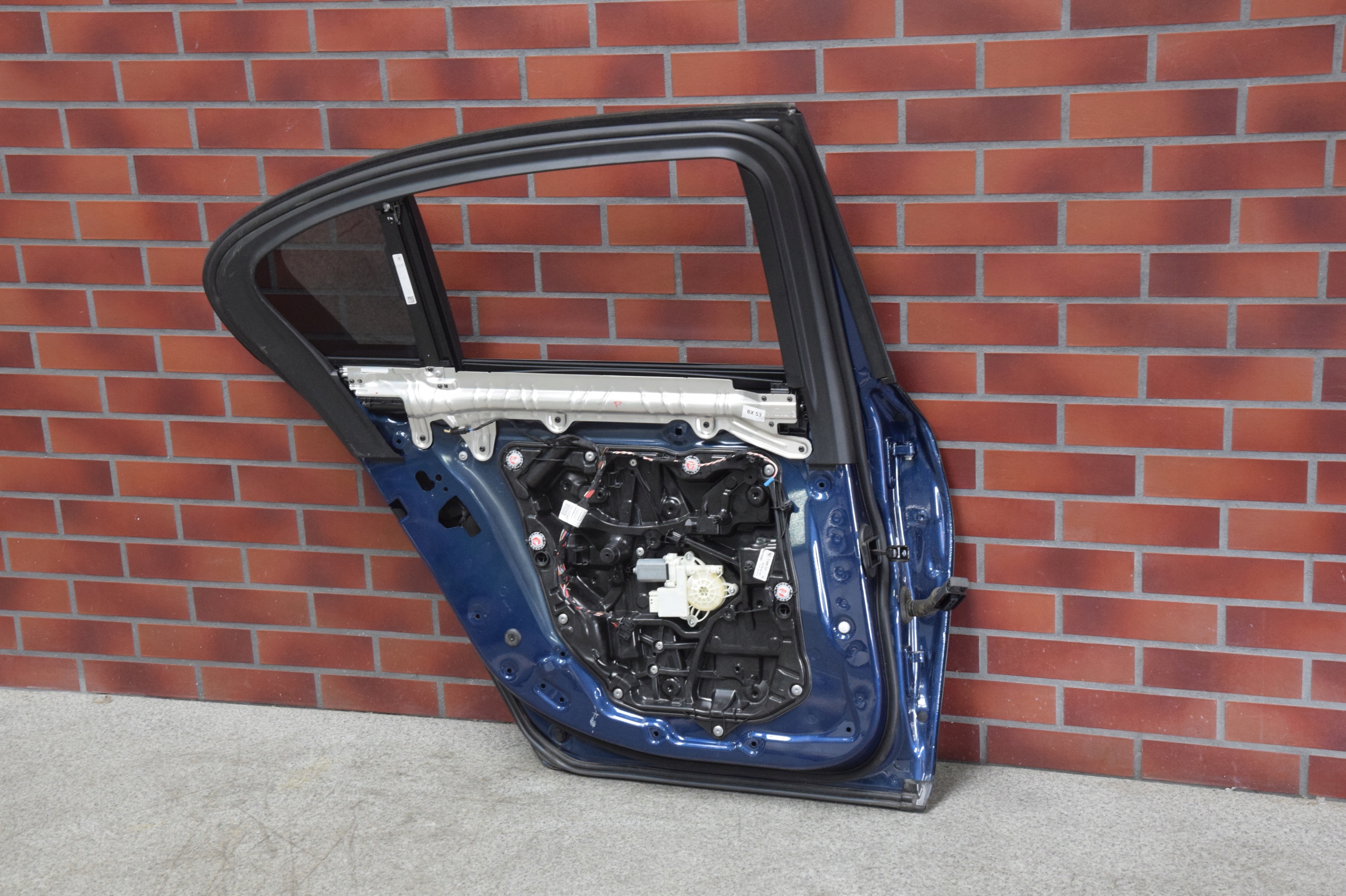 Tür links heck hinten BMW 7 G11 Farbe C1M
