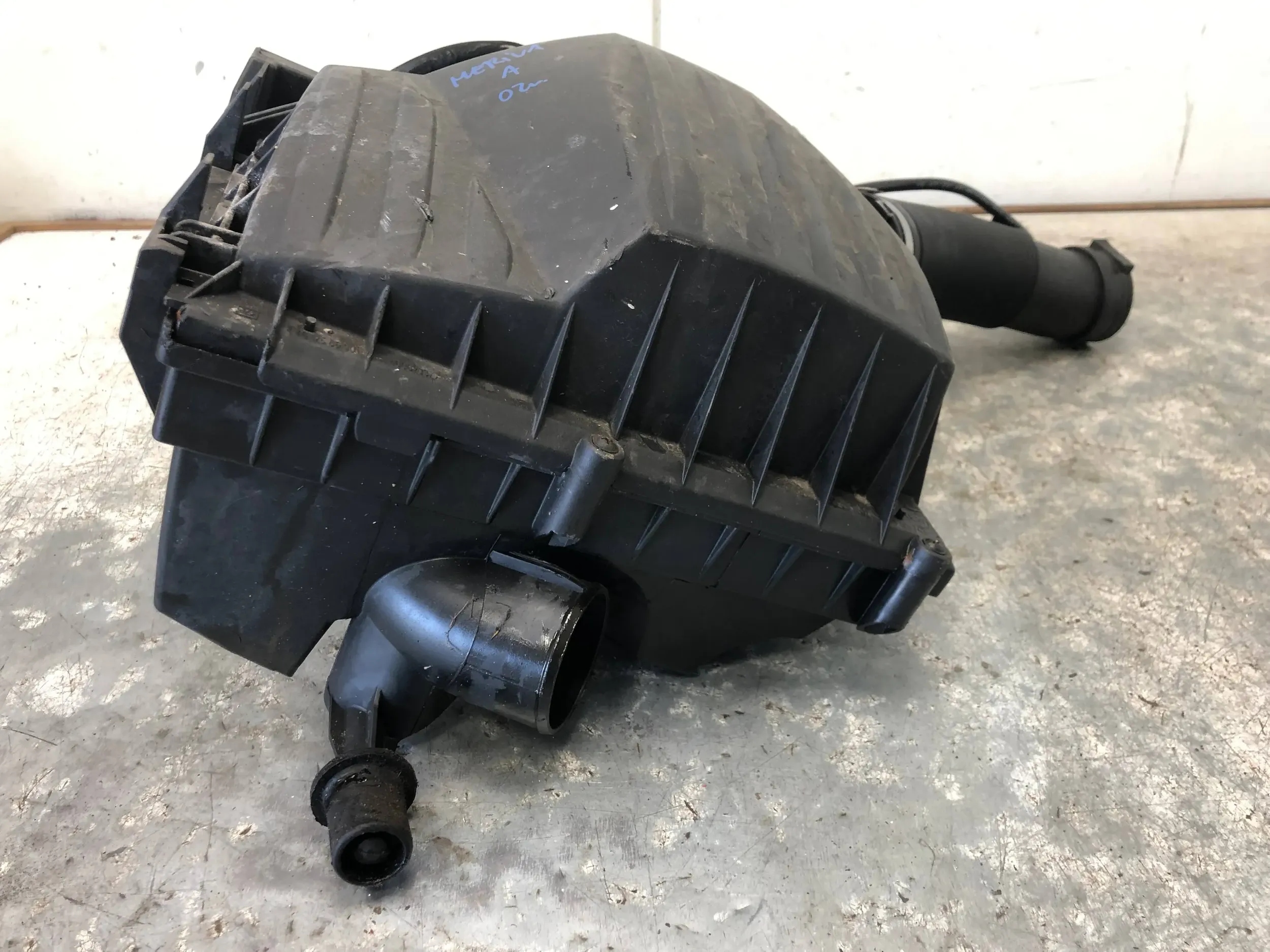 Gehäuse filter luft OPEL MERIVA A 9129743