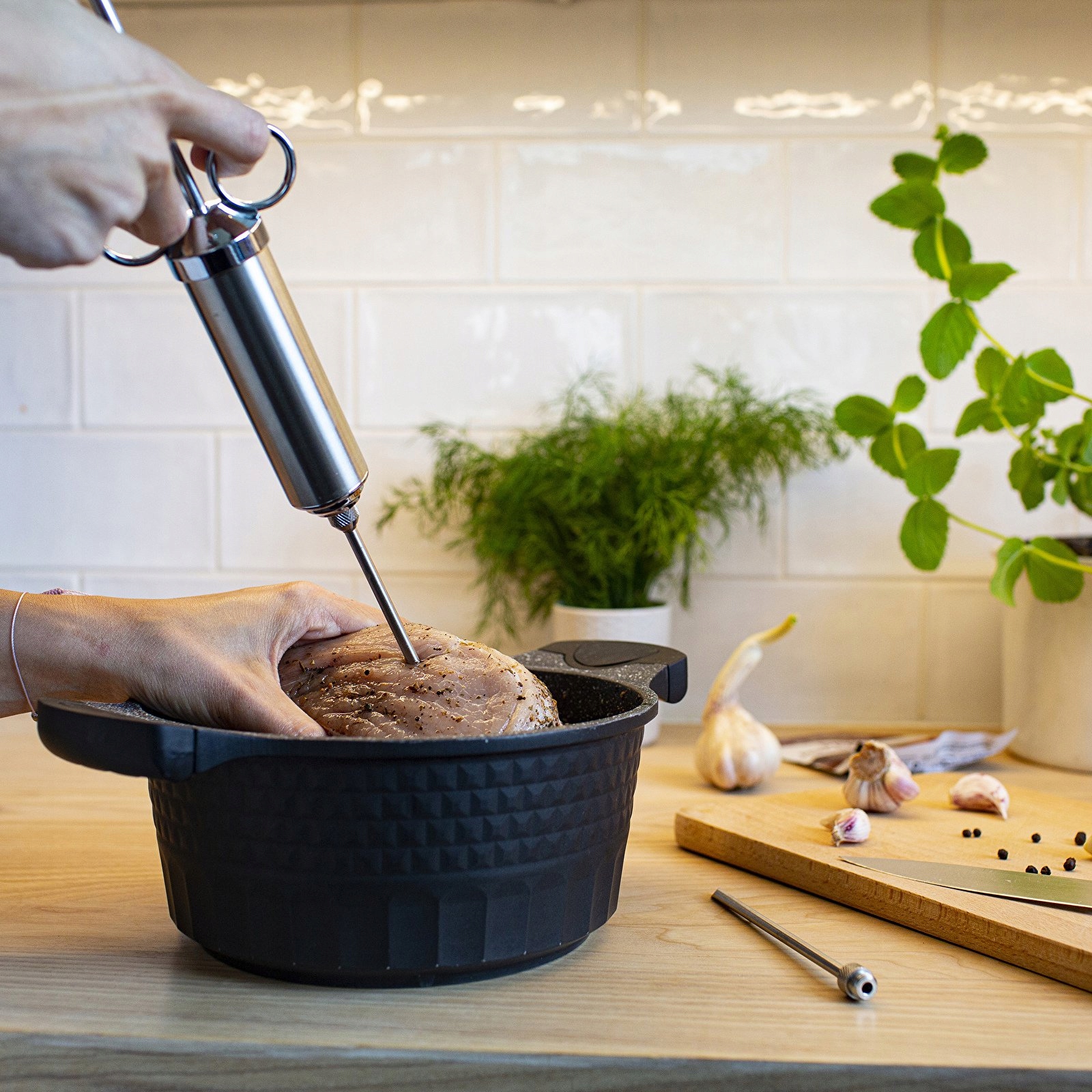 NASTRZYKIWARKA STALOWA DO MIĘSA 60ml STRZYKAWKA 02 Producent Browin