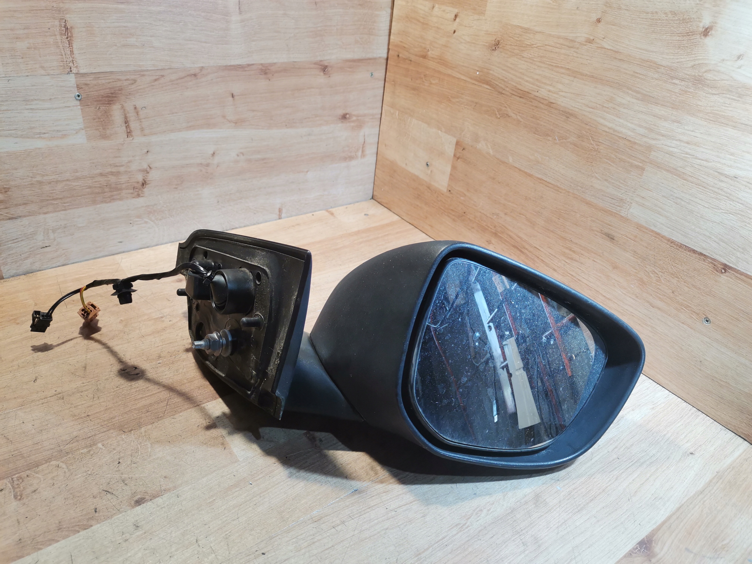 mirror right CITROEN C4 CACTUS 12-17r UK