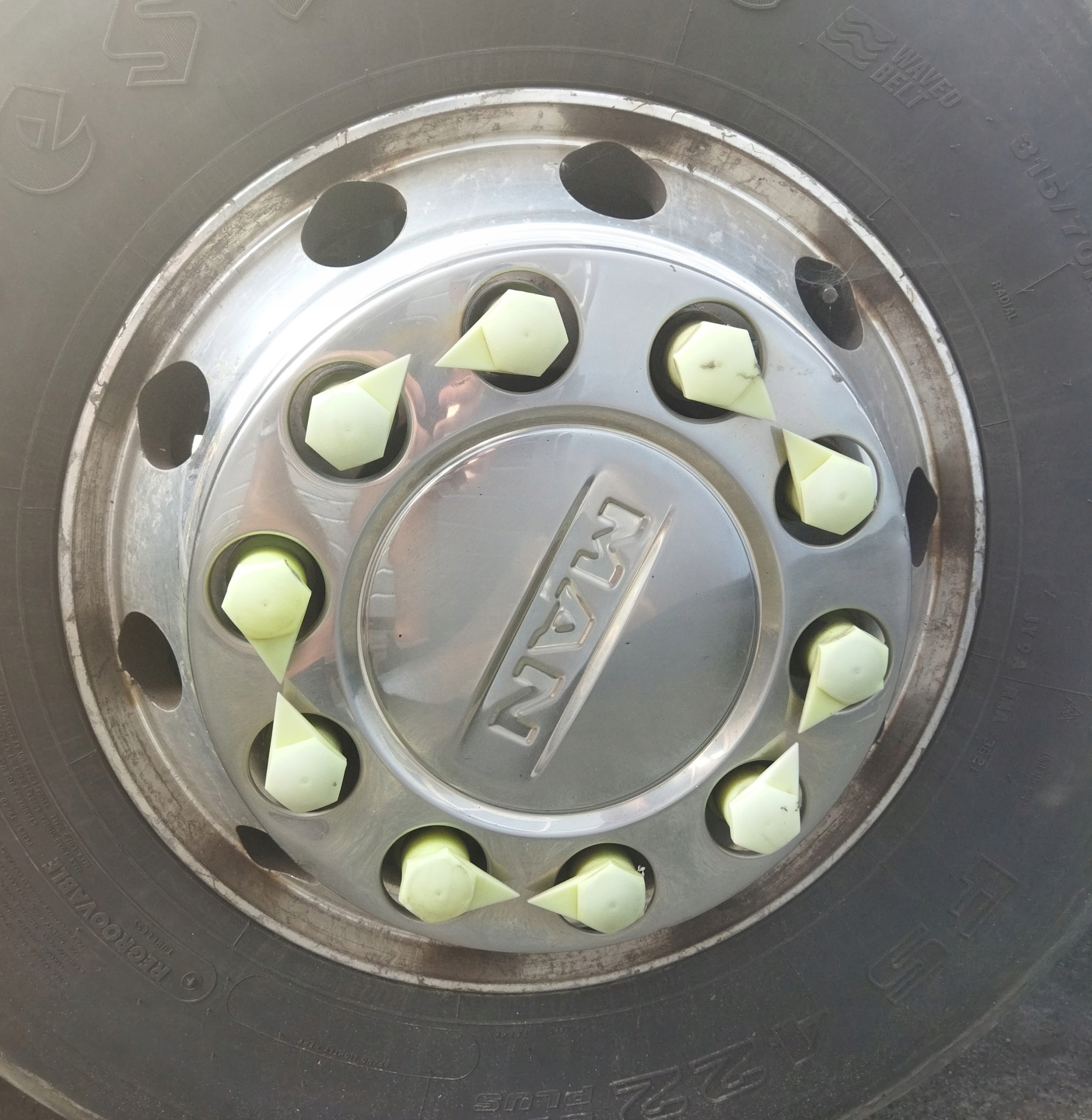 FELGA ALUMINIOWA POLEROWANA MAN ALCOA 22.5 X 9