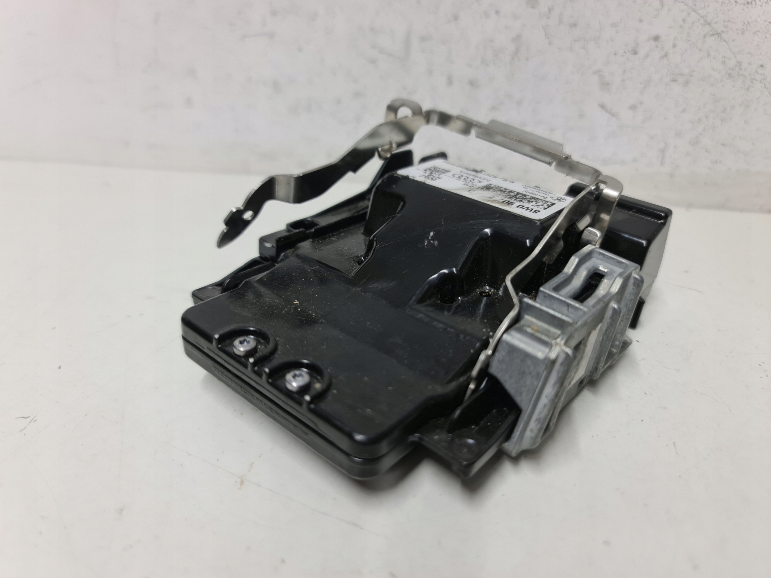 KAMERA ASYSTENT PASA RADAR AUDI 8W0907217D Producent części Audi OE