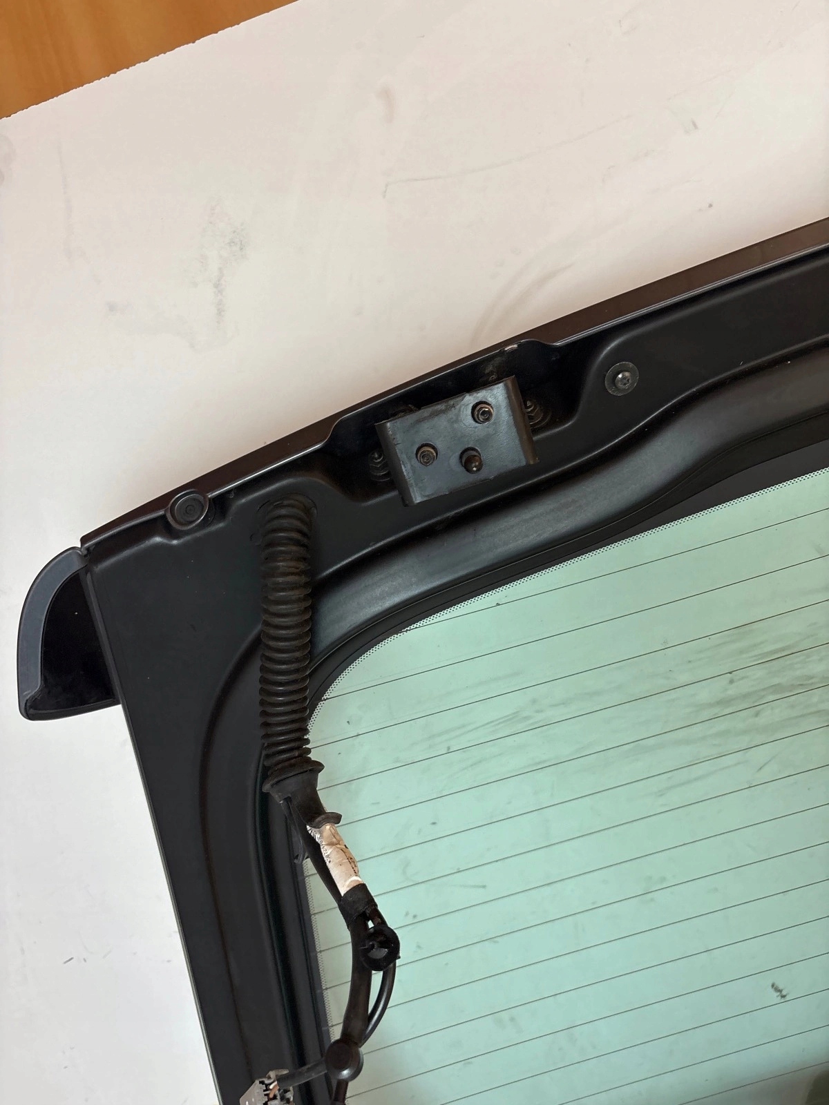 trunk door window boot Volvo C30 and 06-10