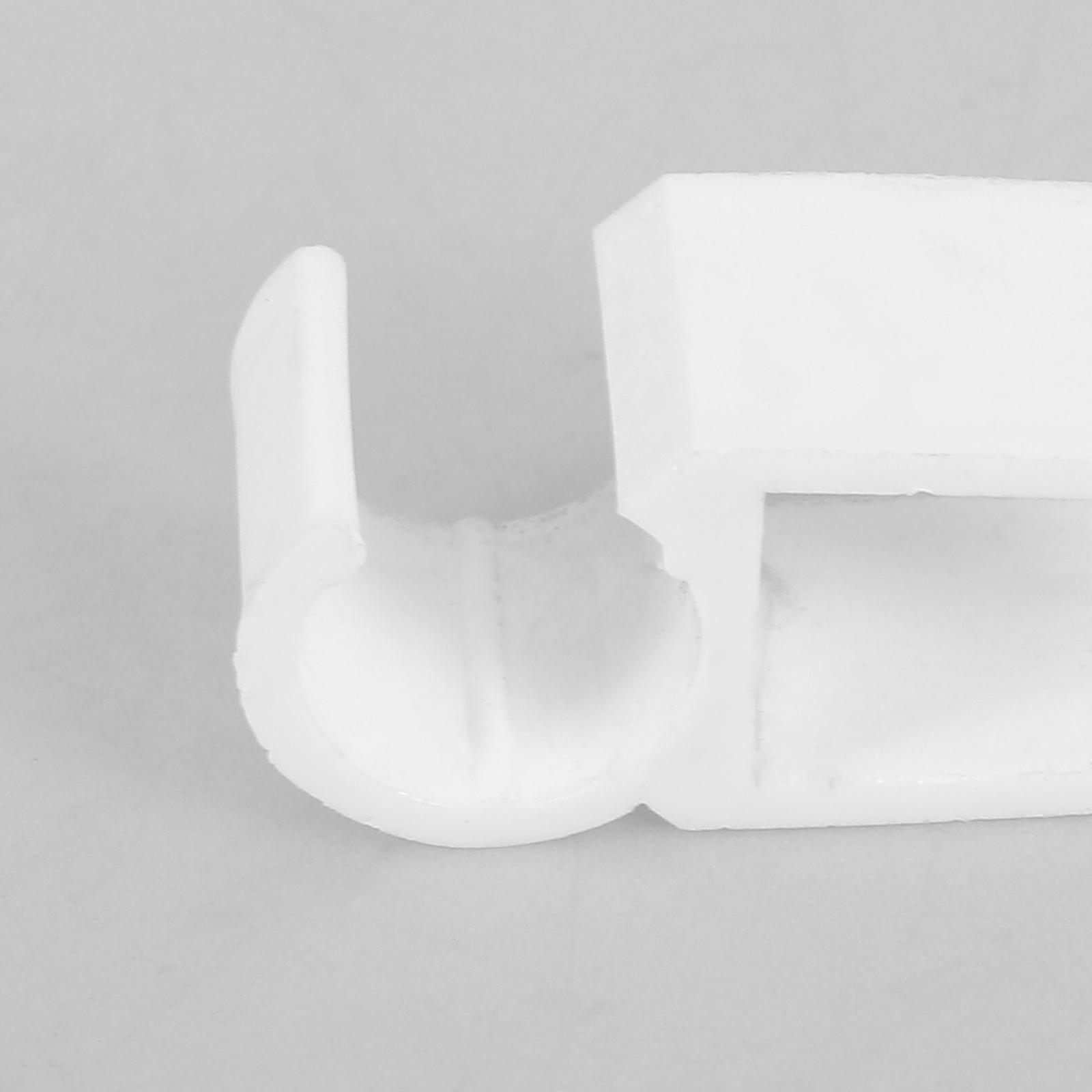 UCHWYT NA PIÓRNIK DO TABLII BIAŁEJ Typ inny