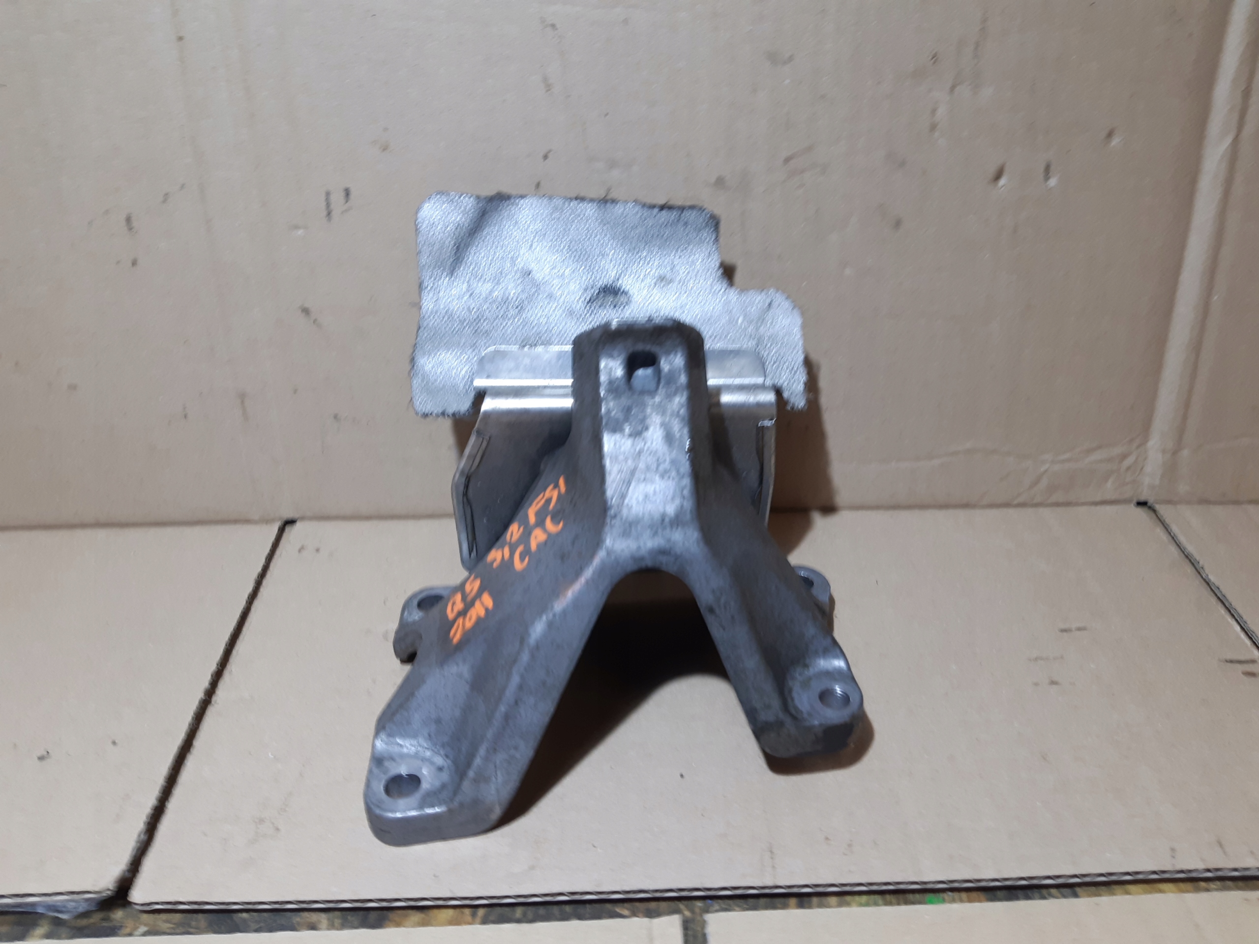 AUDI Q5 8R support engine mount 8K0199307BG